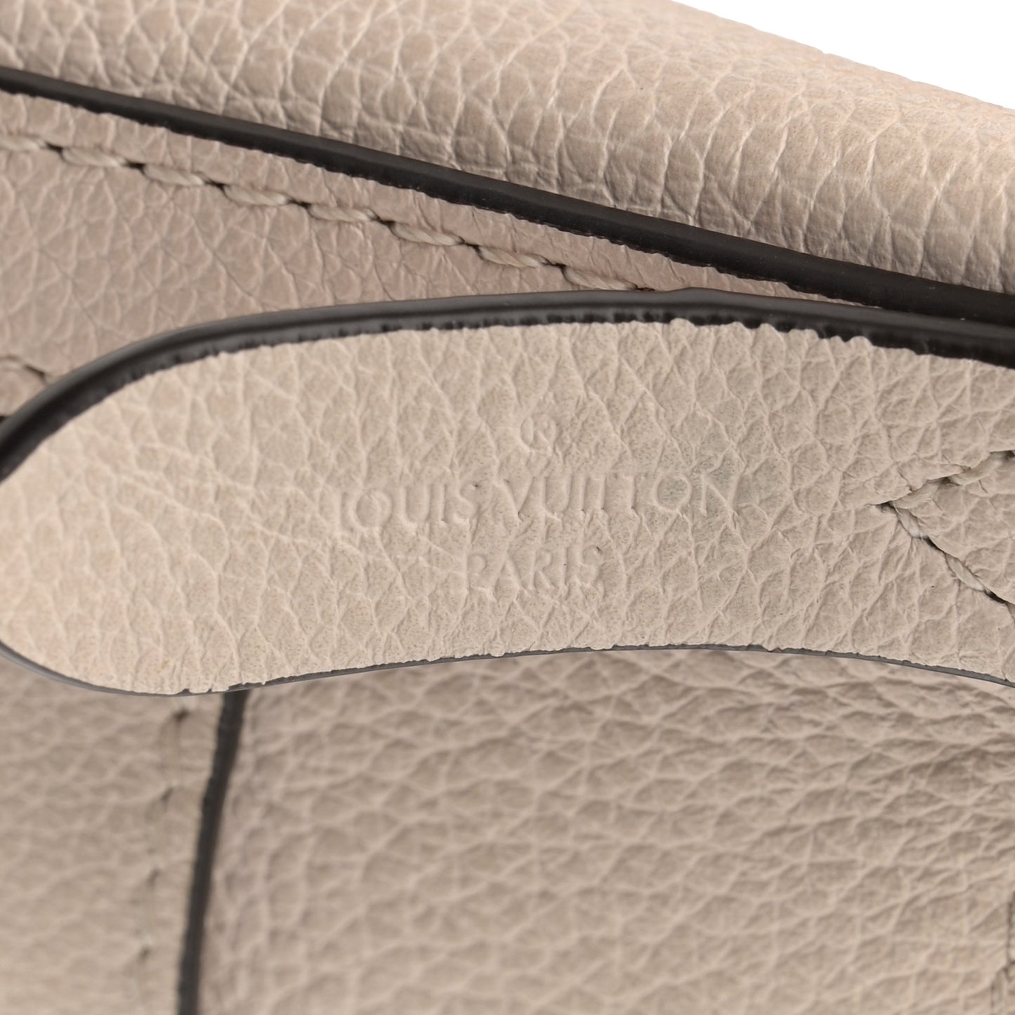 Grained Calfskin Lock and Walk Bucket Quartz