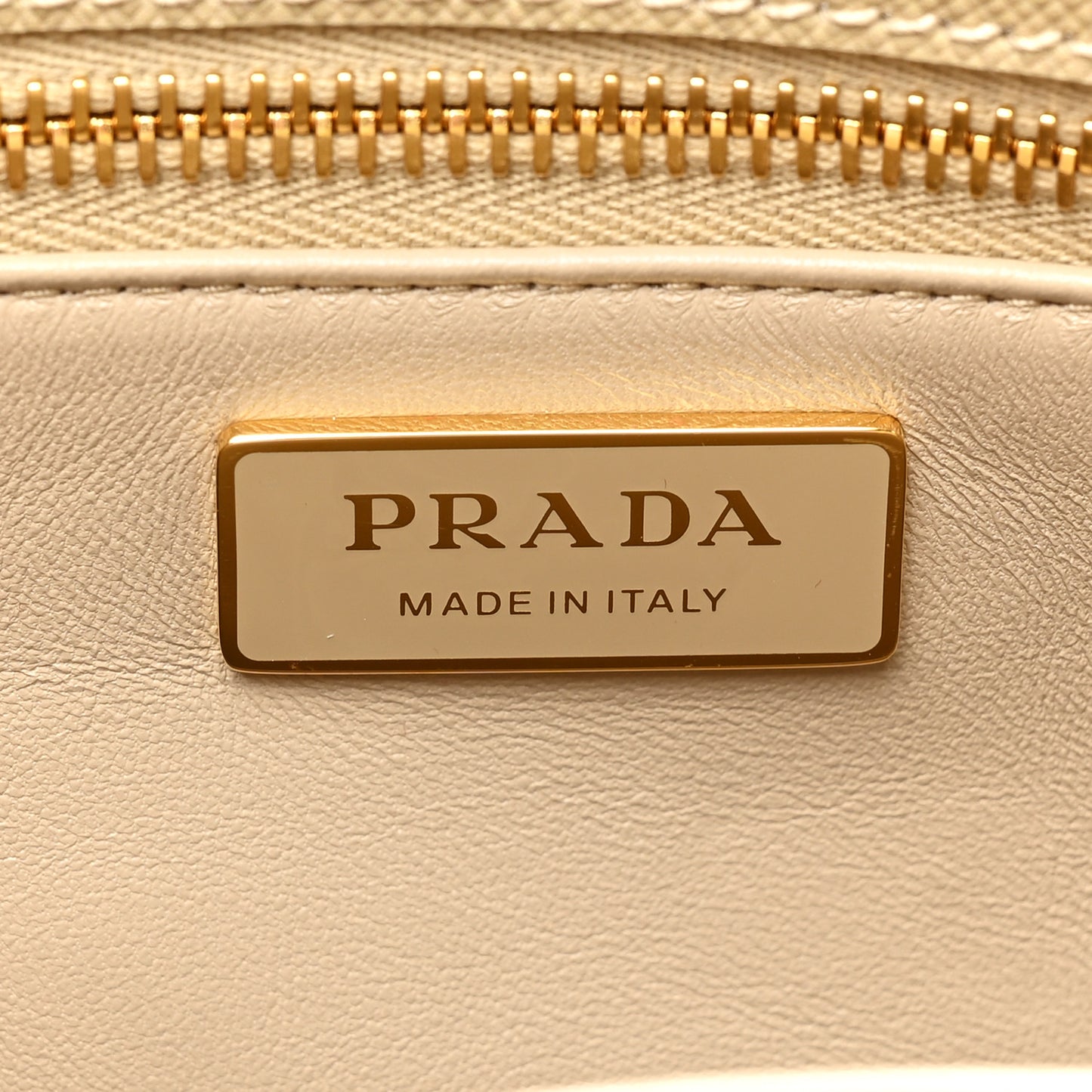 X ALEX DA CORTE Saffiano Special Edition Small Galleria Double Zip Tote Deserto Aranico