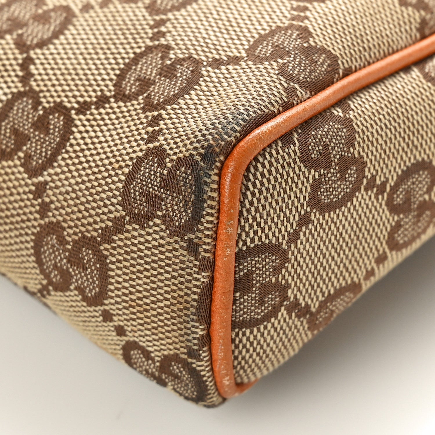 Gucci Monogram D Ring Cosmetic Case Light Brown 10 of 13