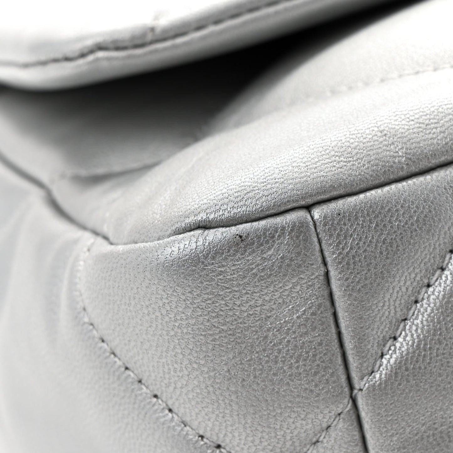 Metallic Lambskin Quilted Medium Chanel 19 Flap Silver