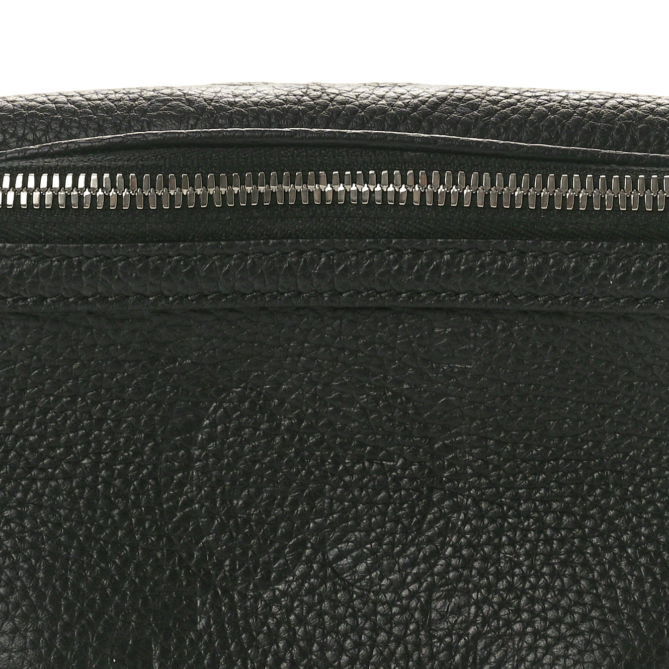 Piuma Calfskin Jumbo GG Embossed Small Belt Bag Black