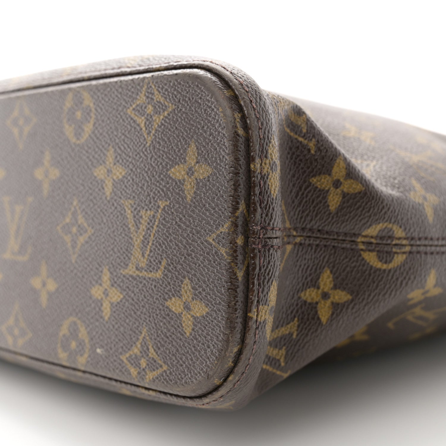 Louis Vuitton Monogram Luco 10 of 17