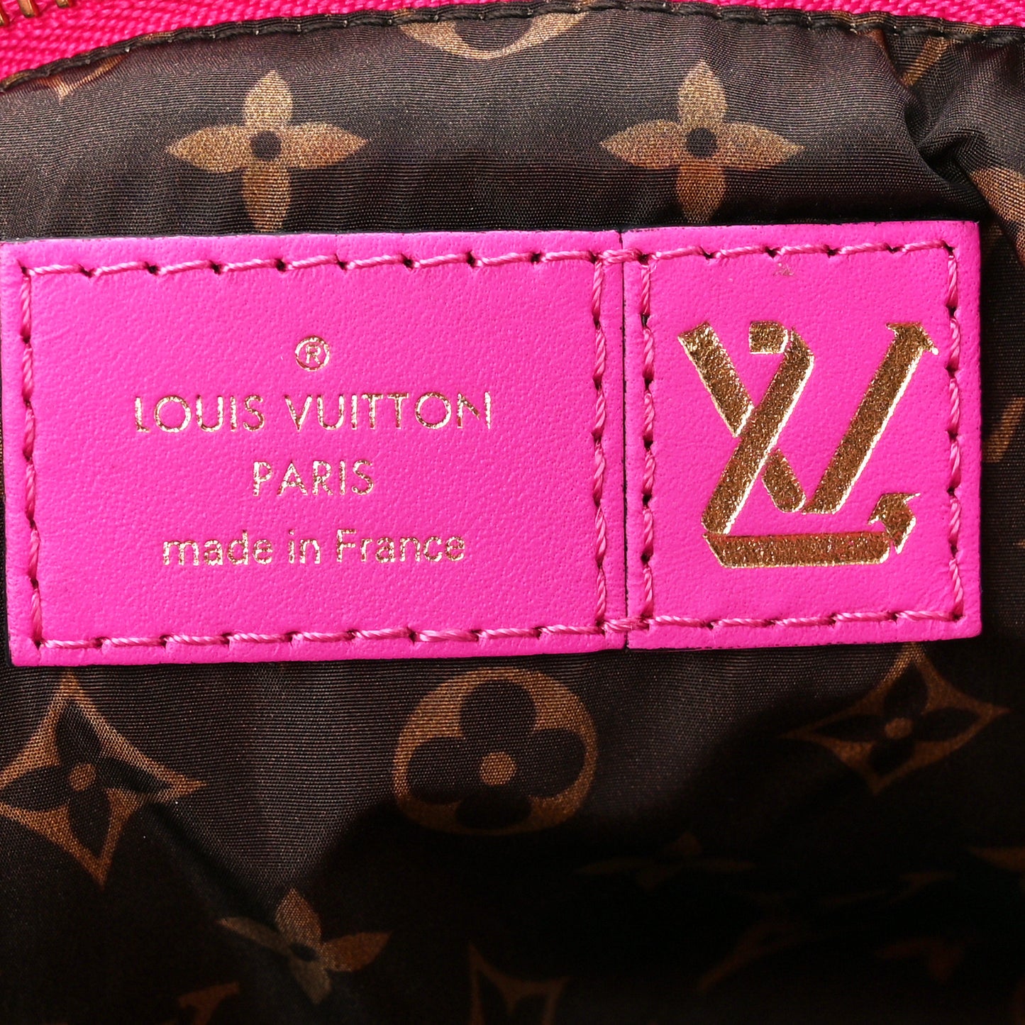 Econyl Monogram Pillow Maxi Multi Pochette Accessories Black Fuchsia