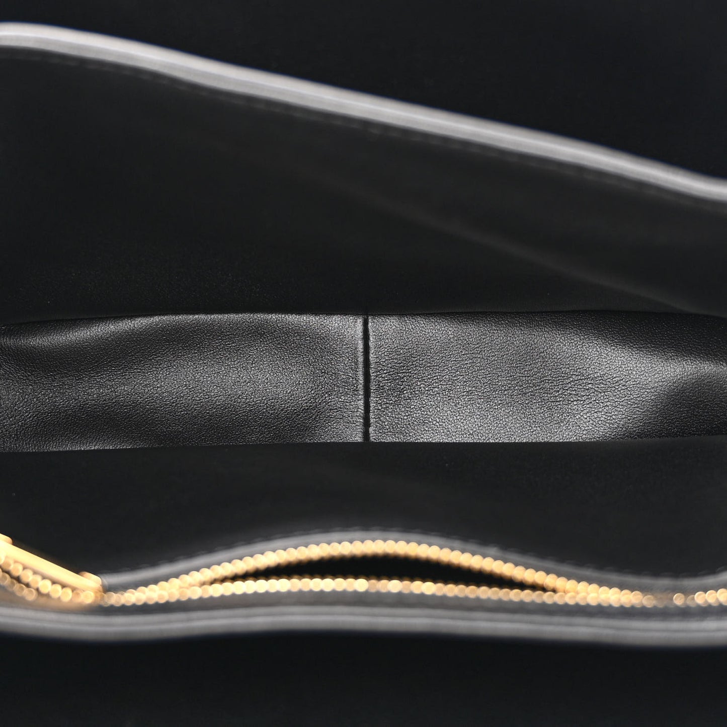 Shiny Calfskin Medium Triomphe Black