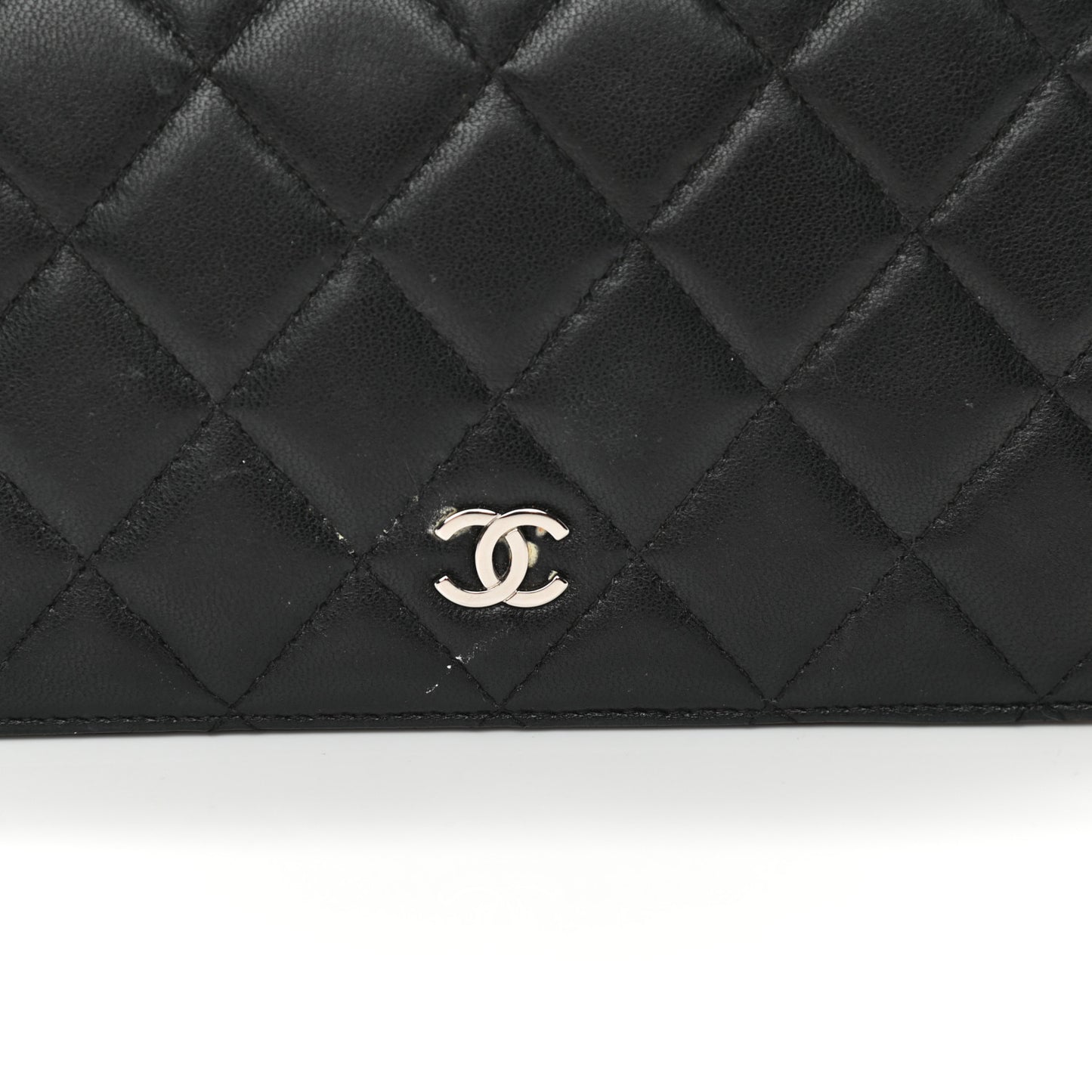 Lambskin Quilted Yen Wallet Black