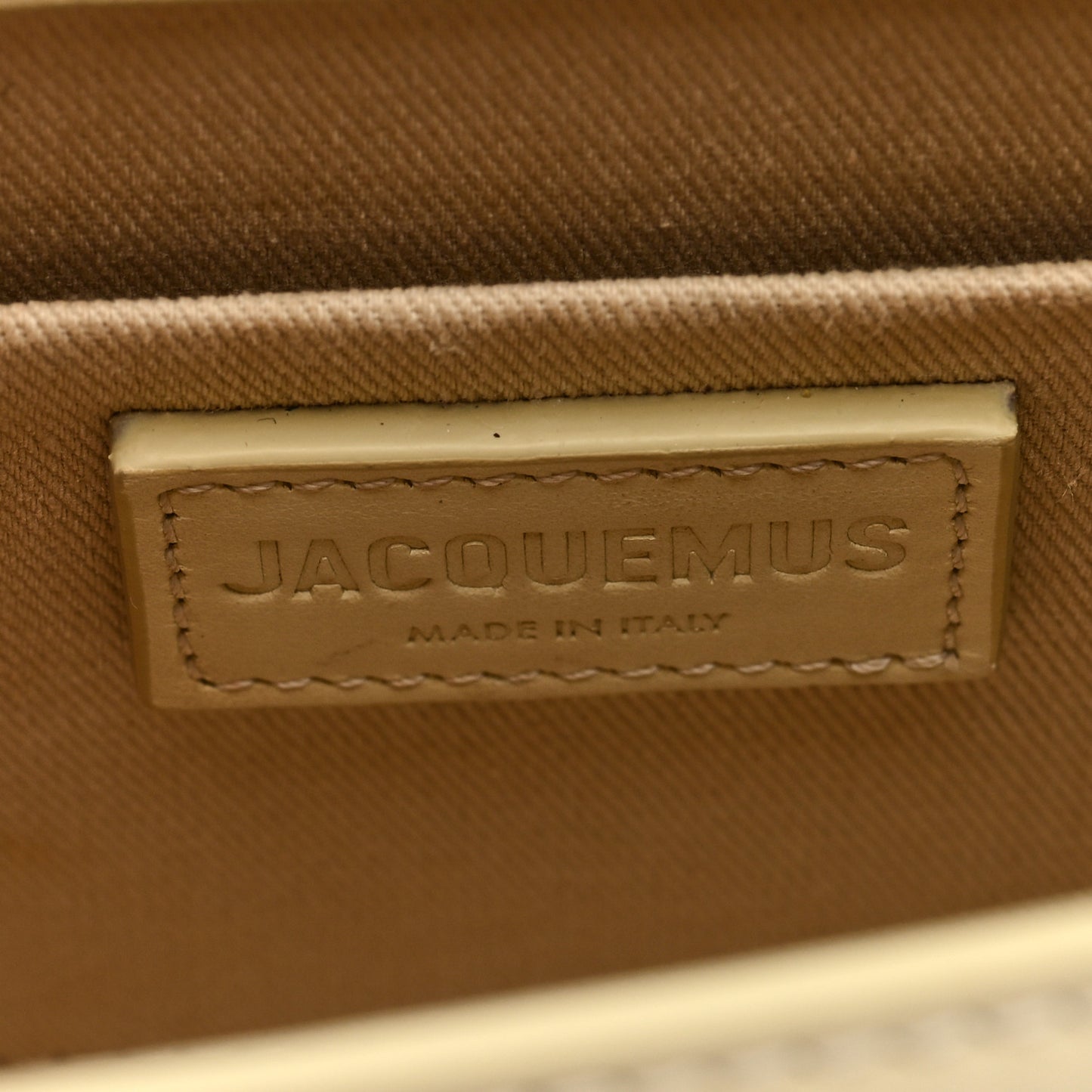 Smooth Calfskin Le Grand Chiquito Ivory
