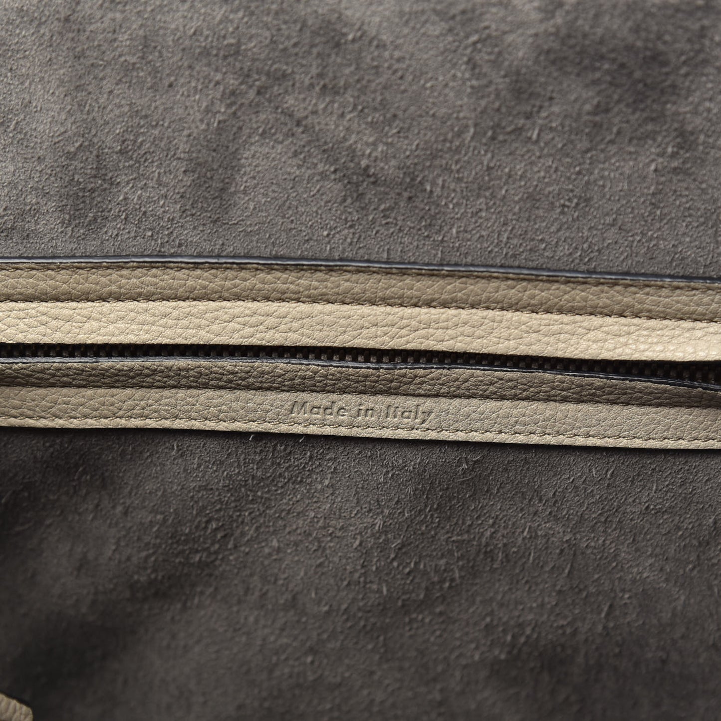 Baby Grained Calfskin Medium Phantom Luggage Quartz