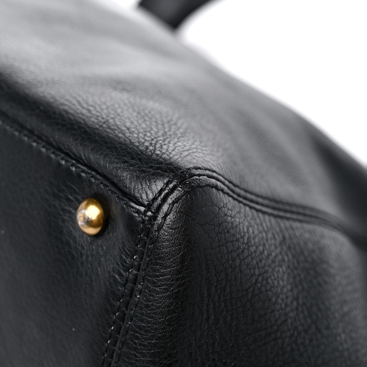Caviar CC Tote Black