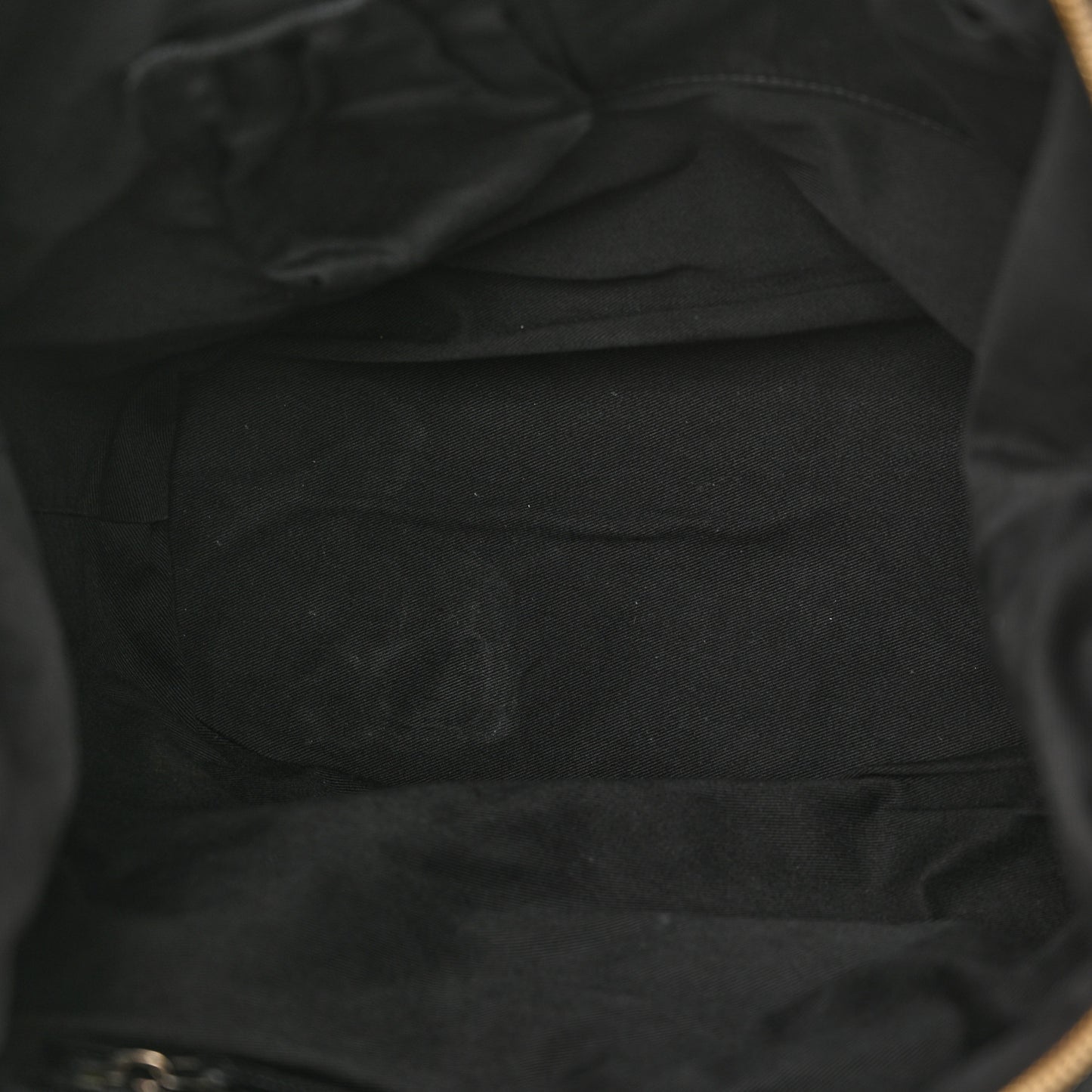 Waxy Grained Calfskin Medium Nightingale Black