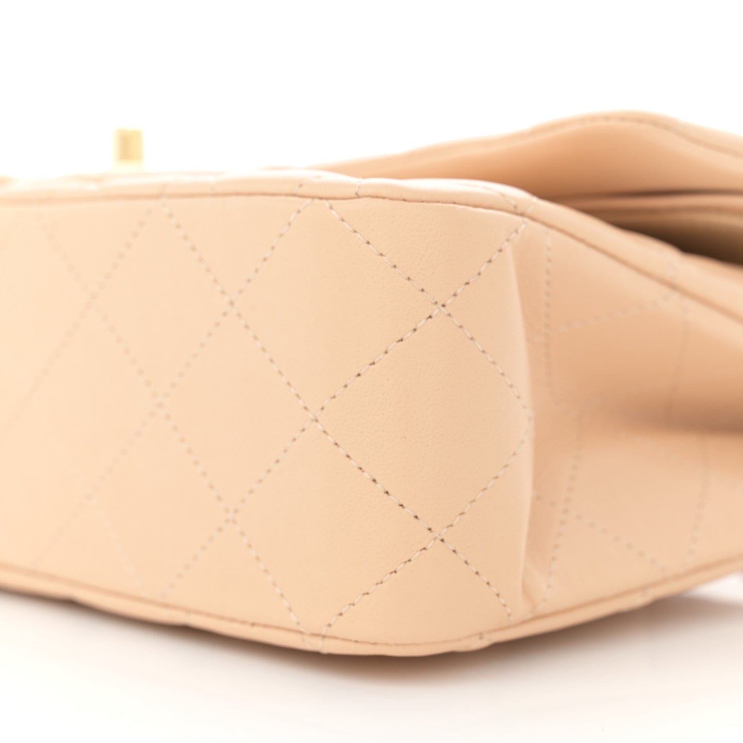 Lambskin Quilted Medium Double Flap Beige