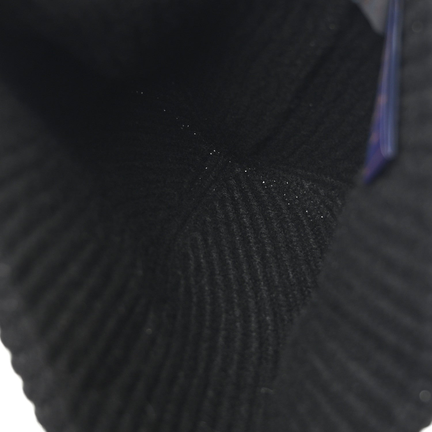 Louis Vuitton Cashmere Ribbed LV Spark Beanie Black 4 of 5