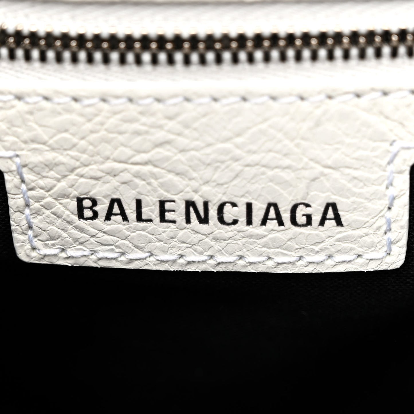 Agneau Arena Le Cagole Bucket Bag XS Optic White