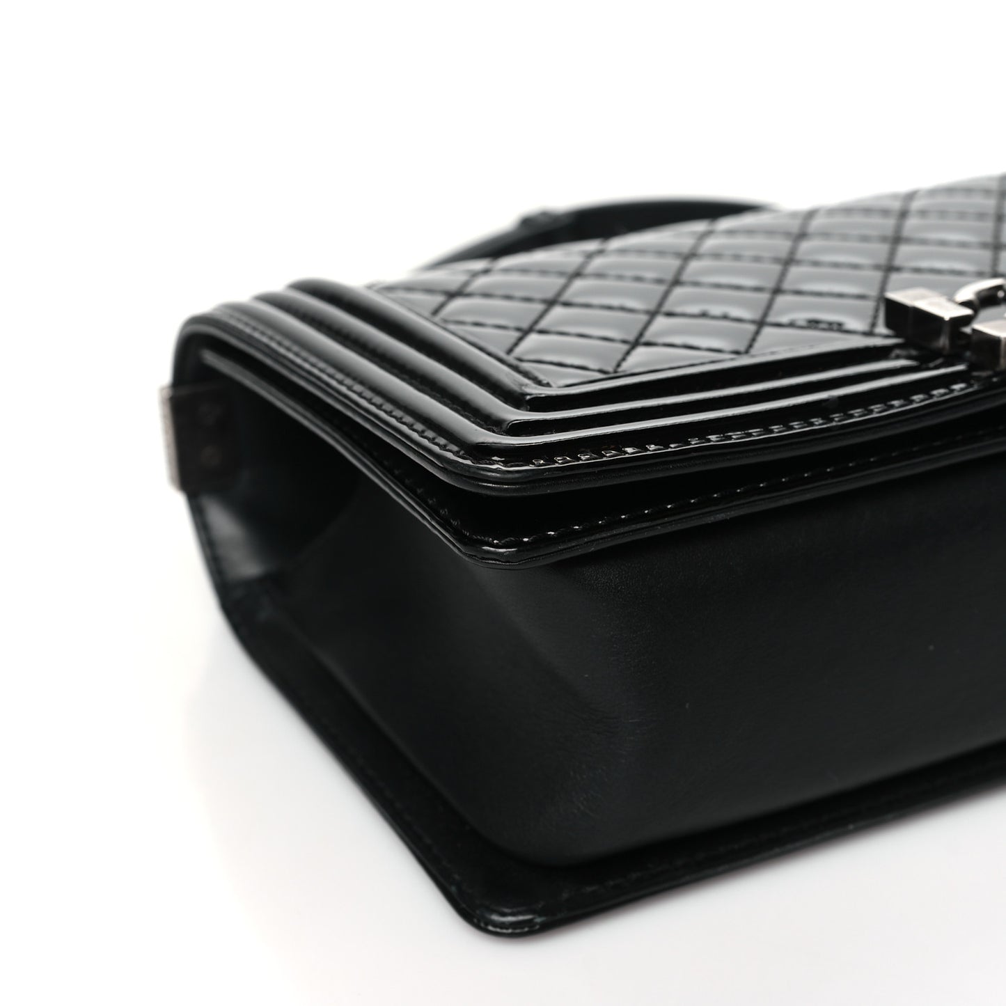 Patent Calfskin Quilted Medium Plexiglass Boy Flap Black