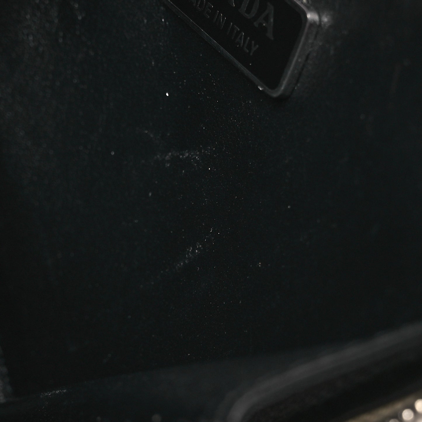 Spazzolato Mini Triangle Chain Crossbody Pouch White