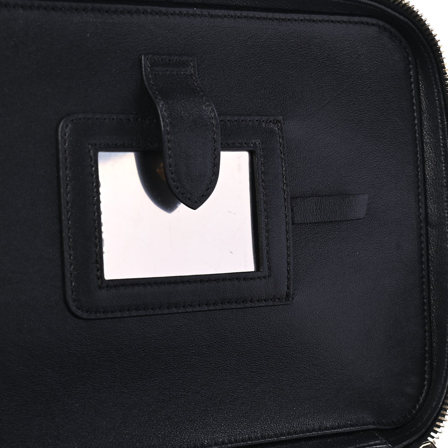 Caviar Quilted Large CC Filigree Vanity Case Black