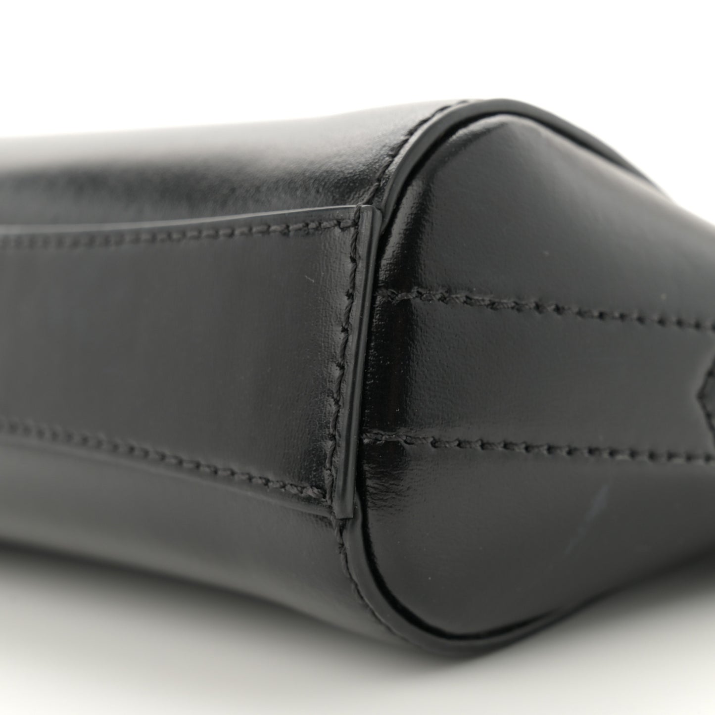 Smooth Calfskin Nano Antigona Black