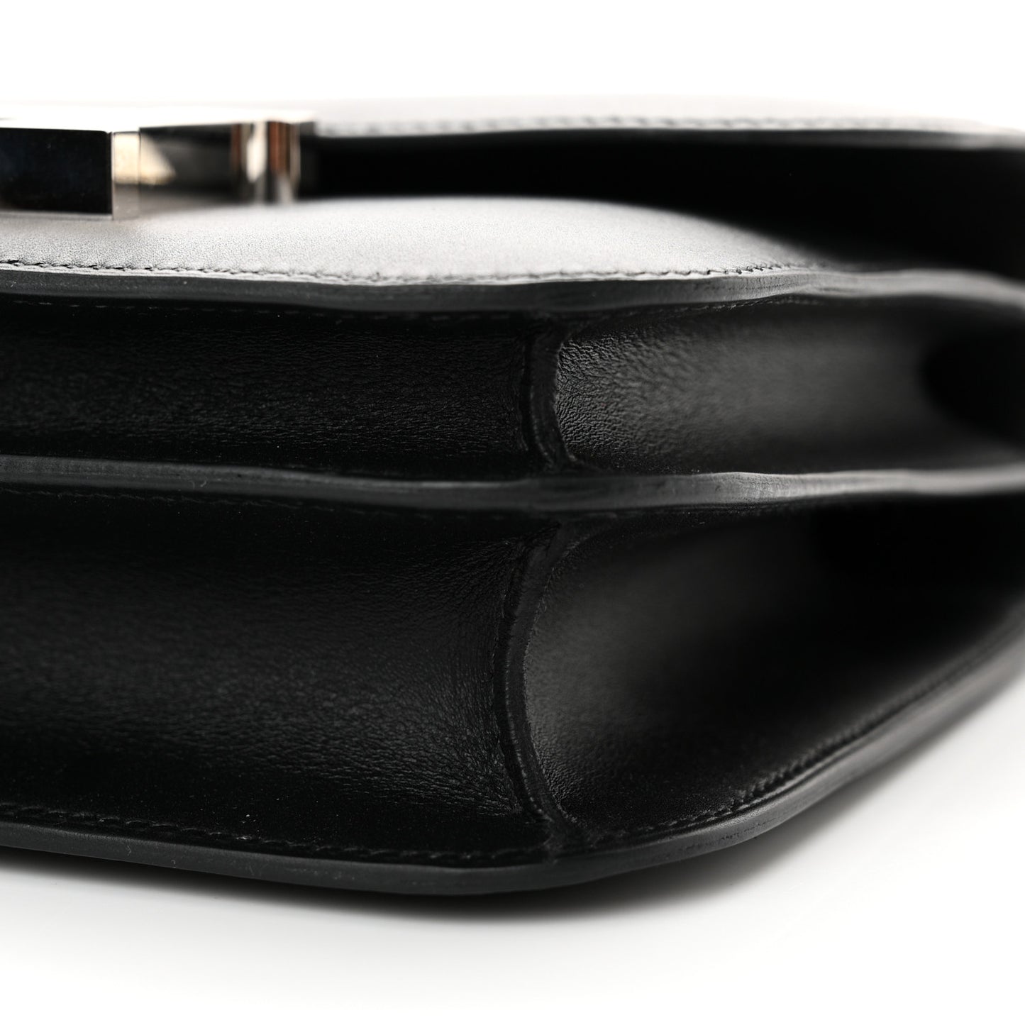 Veau Monsieur Lizard Constance 18 Black Ombre