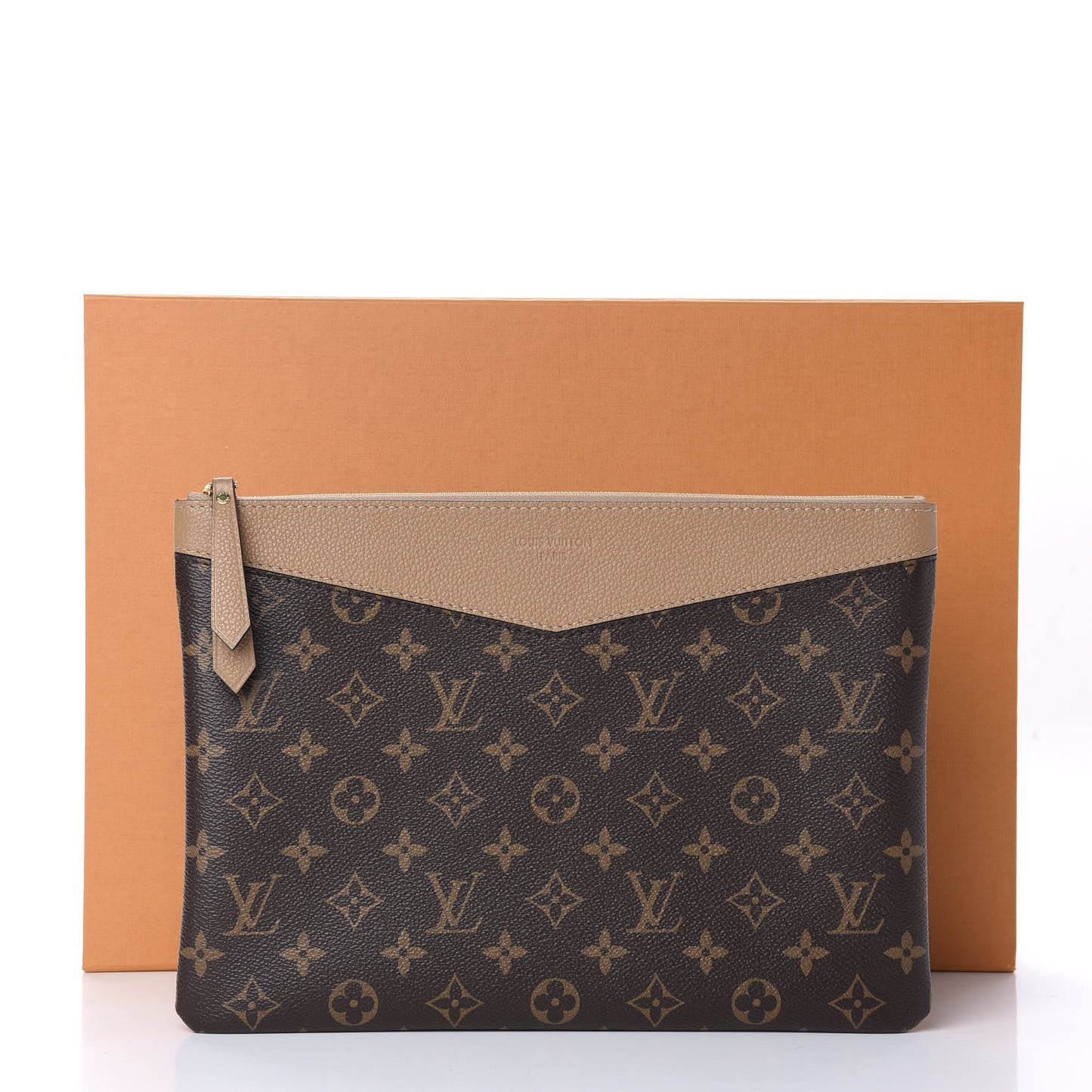 Monogram Daily Pouch Sesame