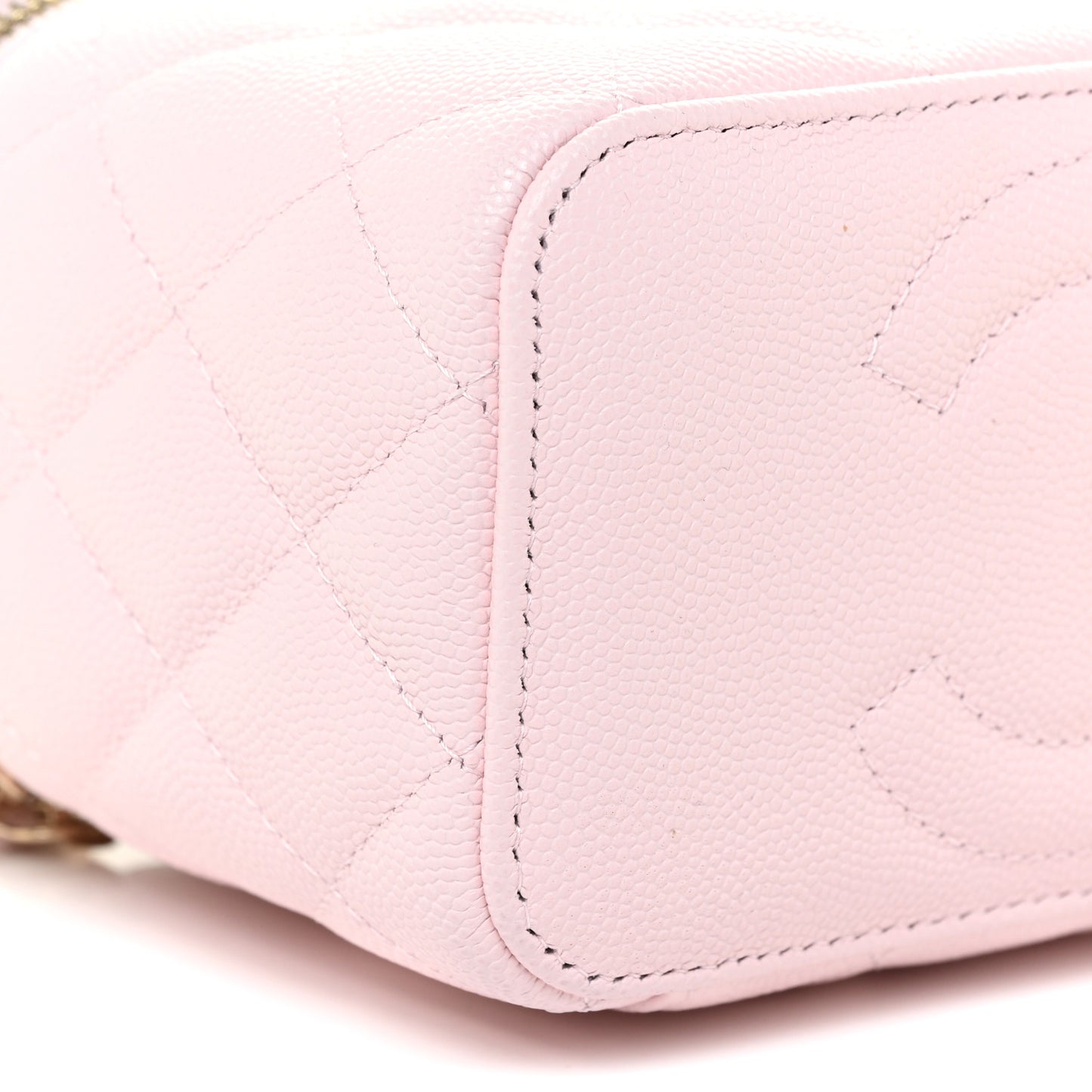 Caviar Quilted Small Vanity Case With Chain Light Pink