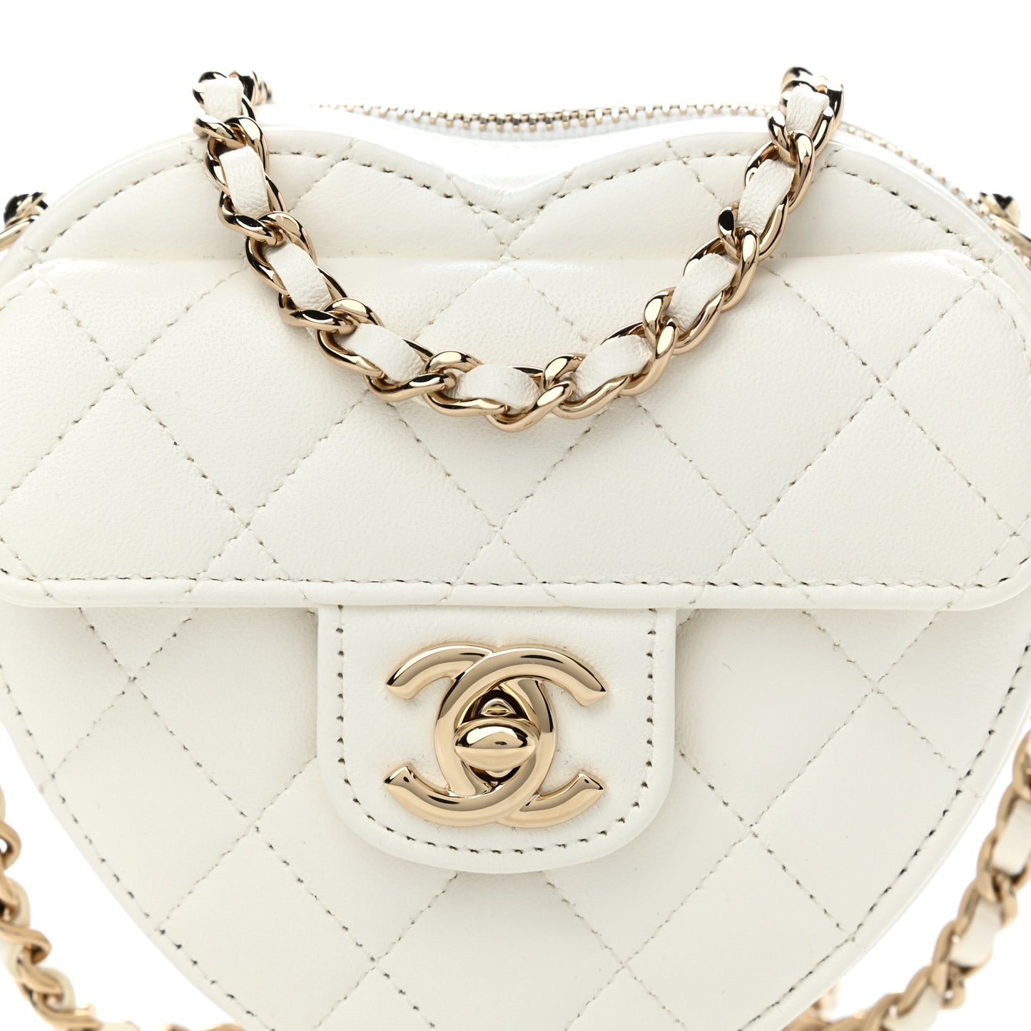 Lambskin Quilted CC In Love Heart Clutch With Chain White