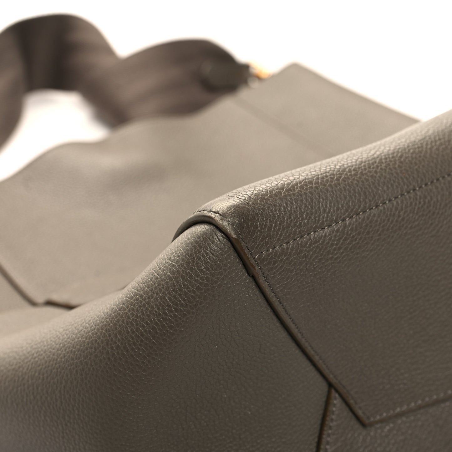 Soft Grained Calfskin Sangle Bucket Bag Taupe