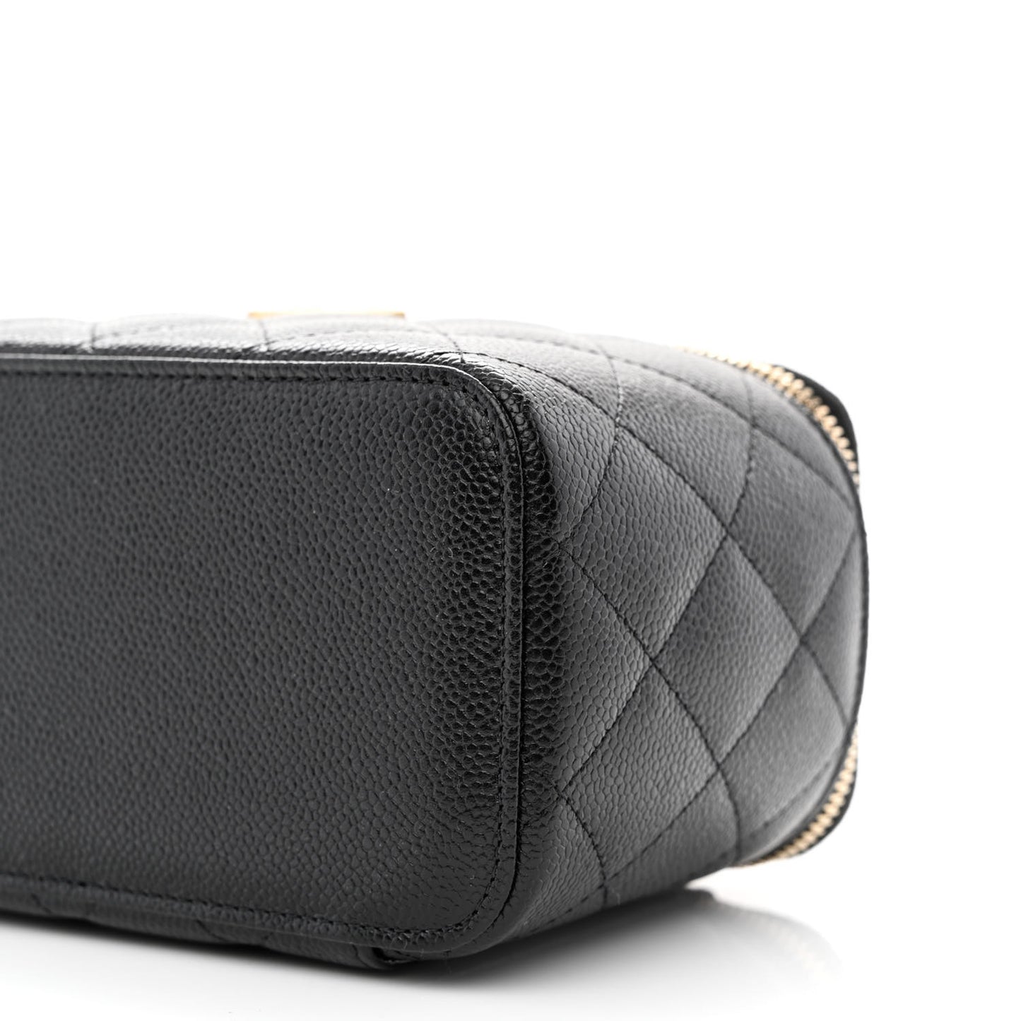 Shiny Caviar Quilted Pick Me Up Vanity Case Black