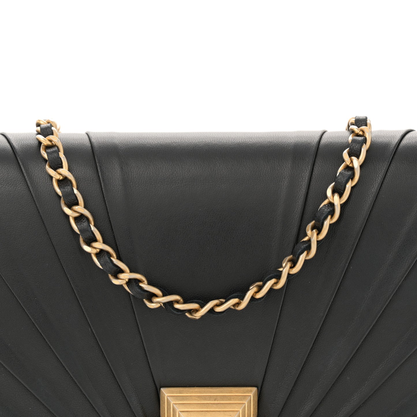 Lambskin Pyramid Wallet On Chain WOC Black