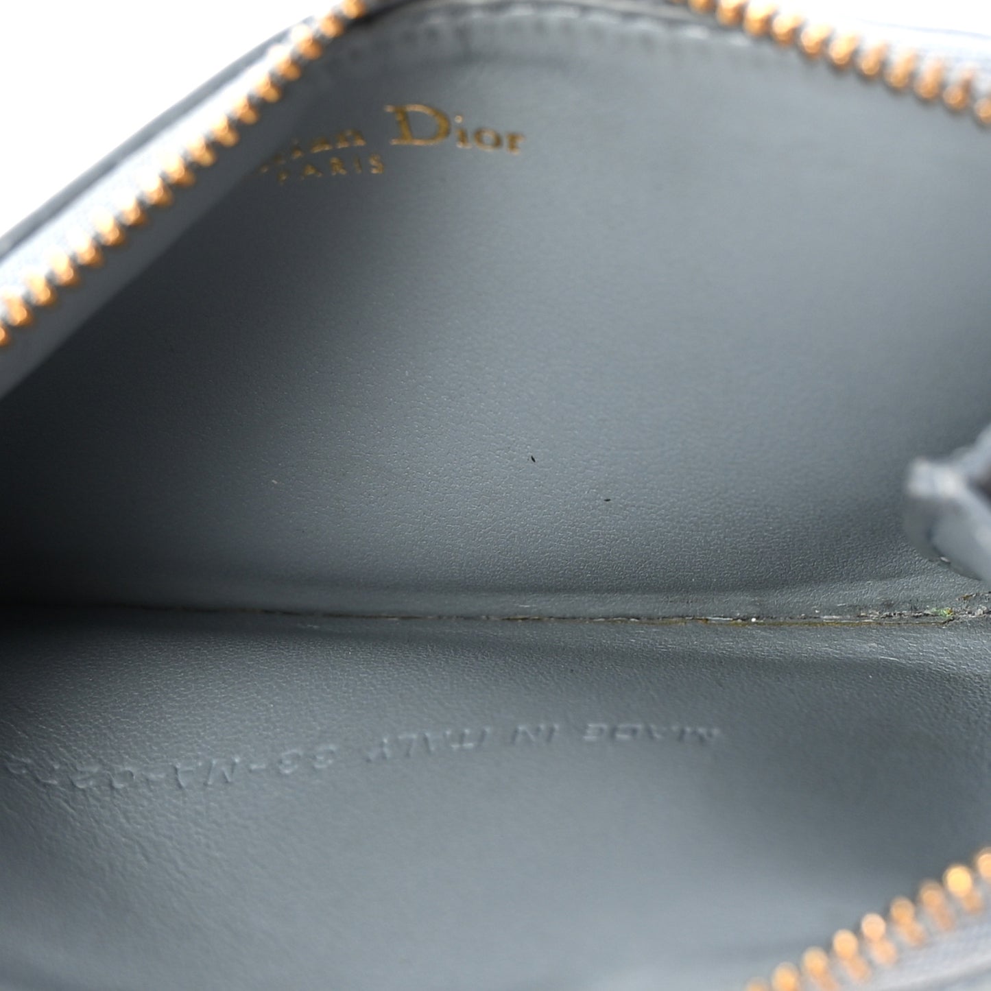 Supple Calfskin Cannage Caro Cosmos Zipped Card Holder Cloud Blue