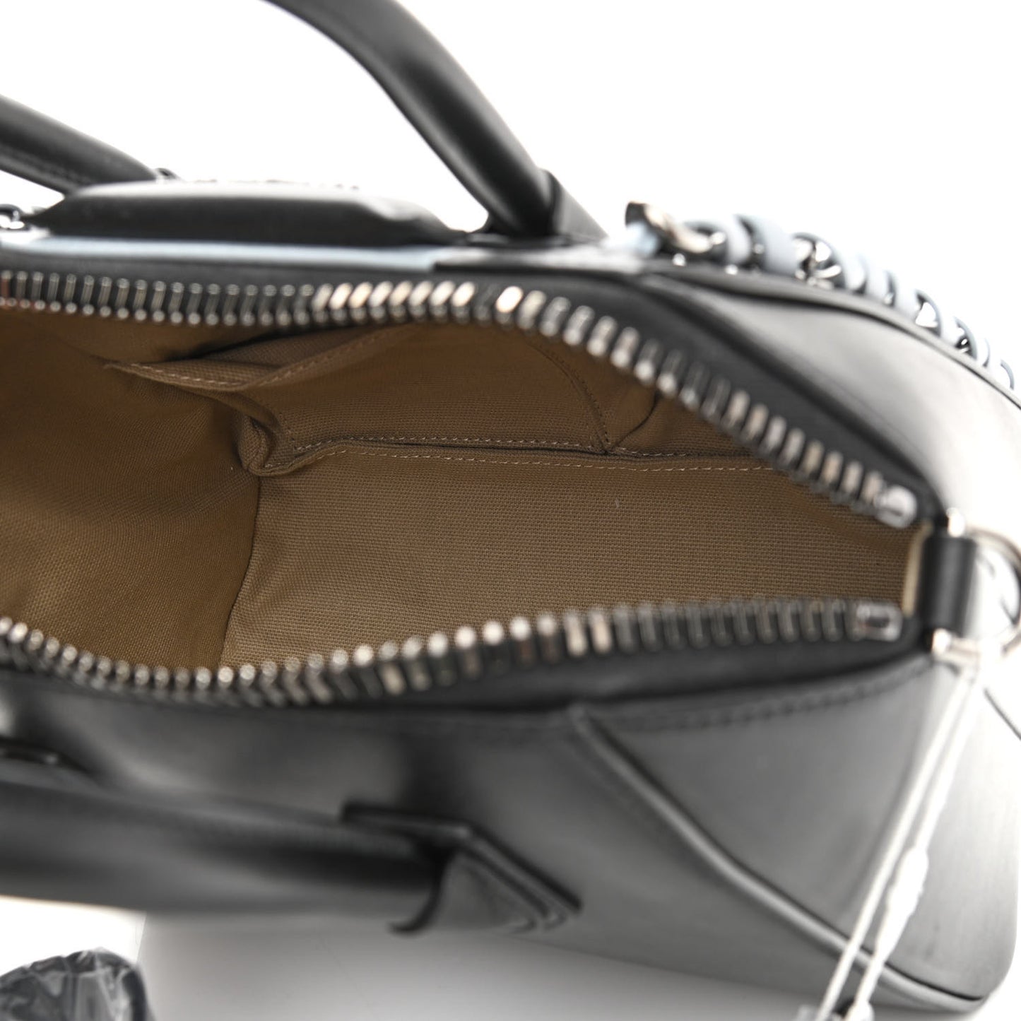 Smooth Calfskin Mini Chain Weave Antigona Black