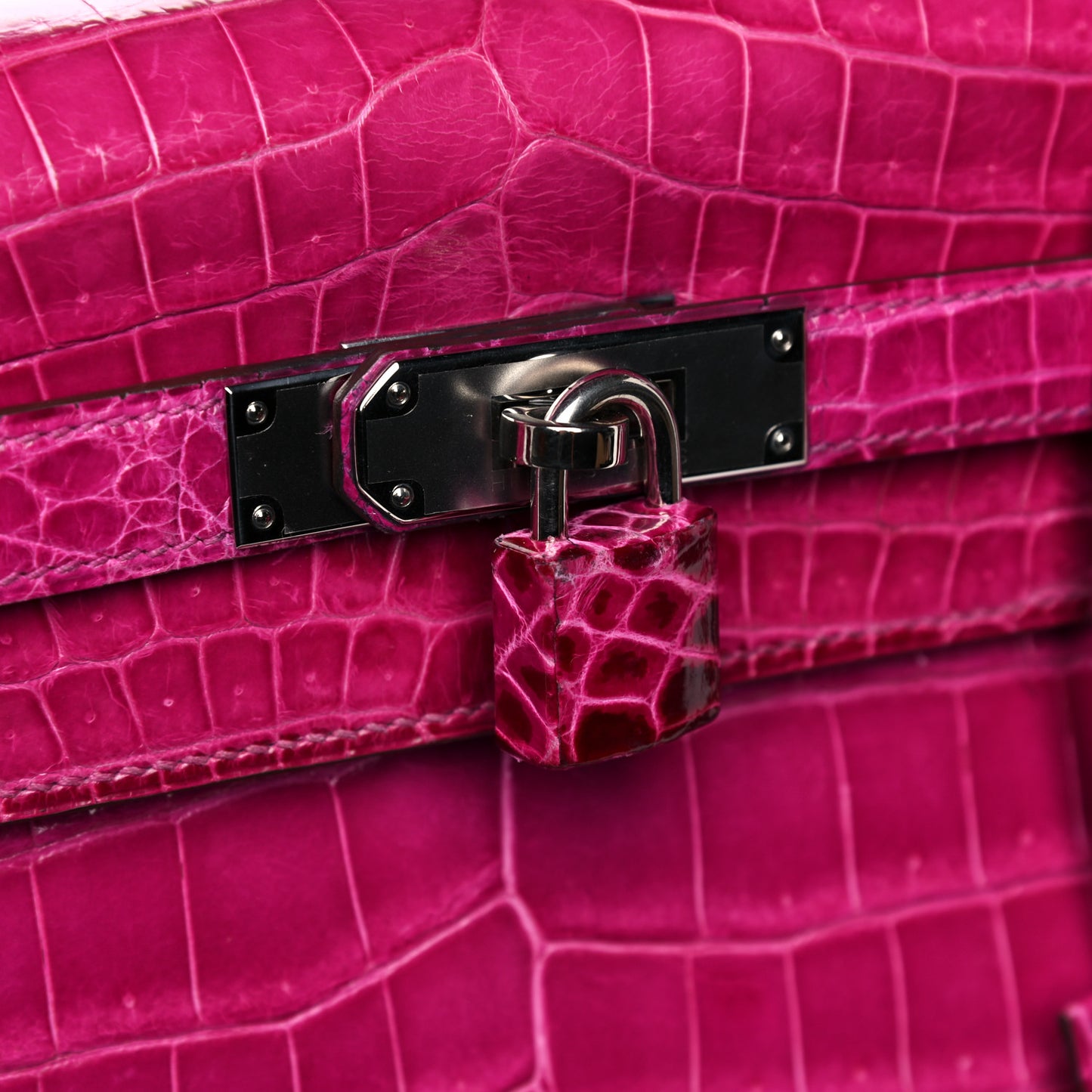 Shiny Niloticus Crocodile Kelly Sellier 32 Rose Scheherazade