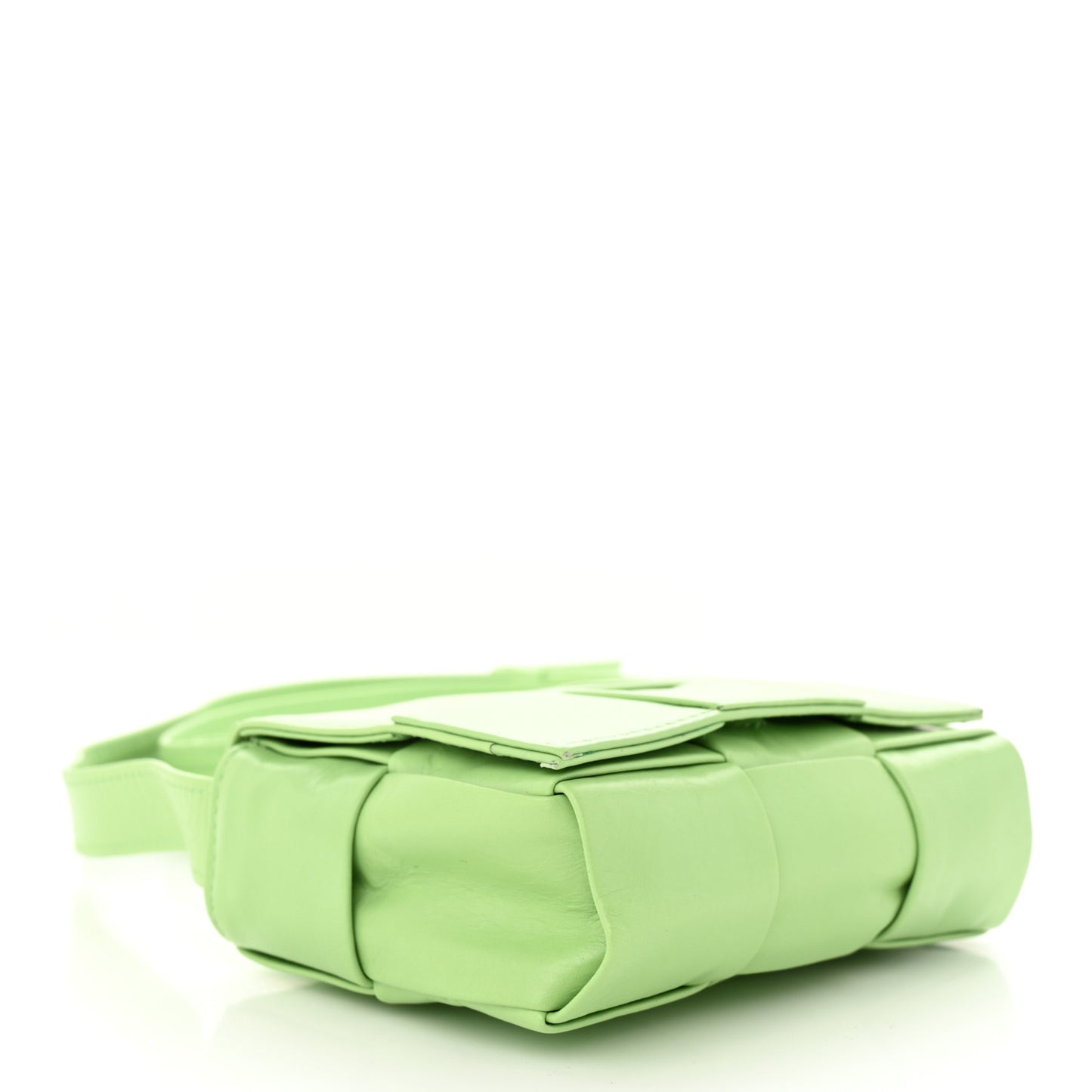 Paper Calfskin Maxi Intreccio Extra Mini Cassette Crossbody Bag Pistachio
