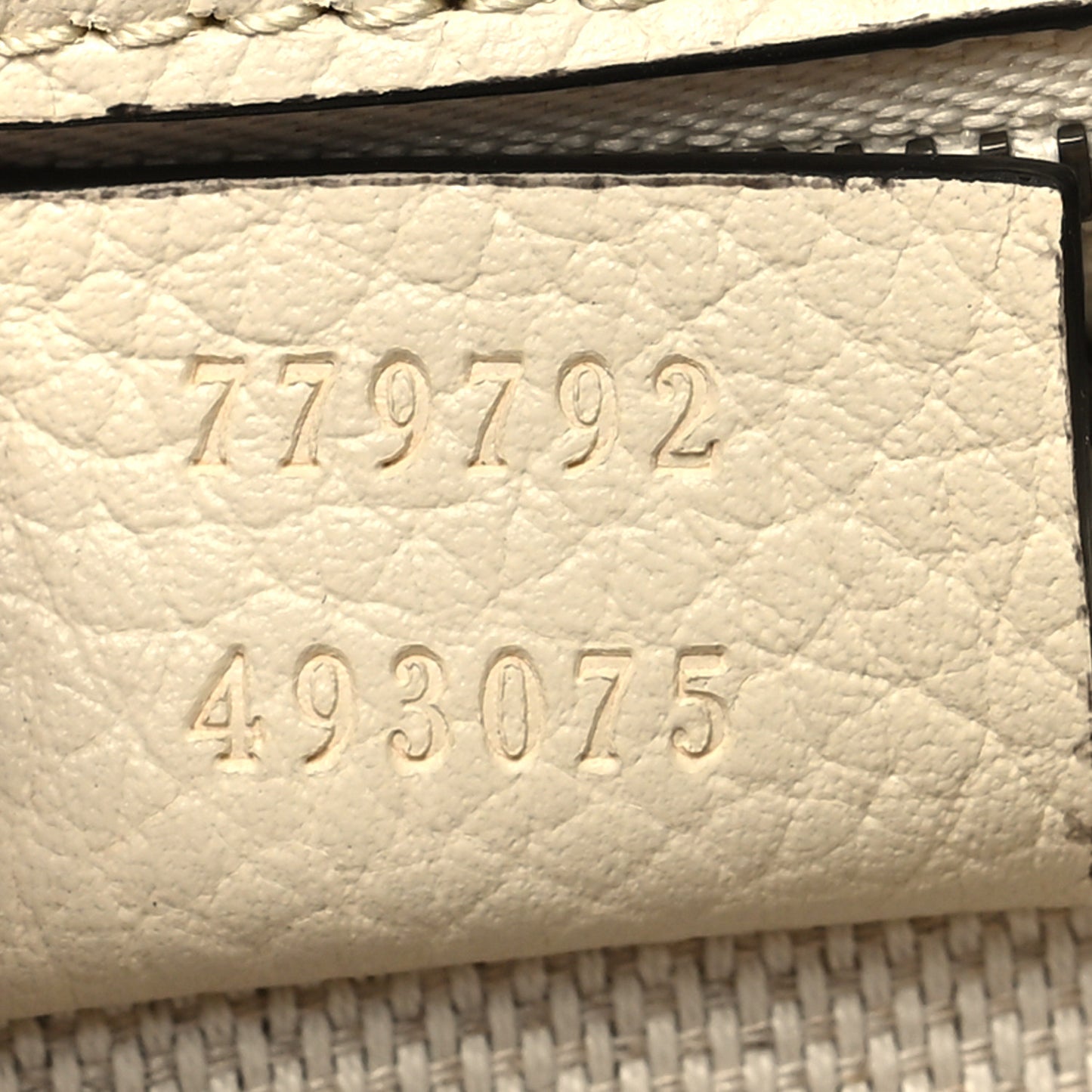 Calfskin Medium GG Marmont Chain Handle Bag Mystic White