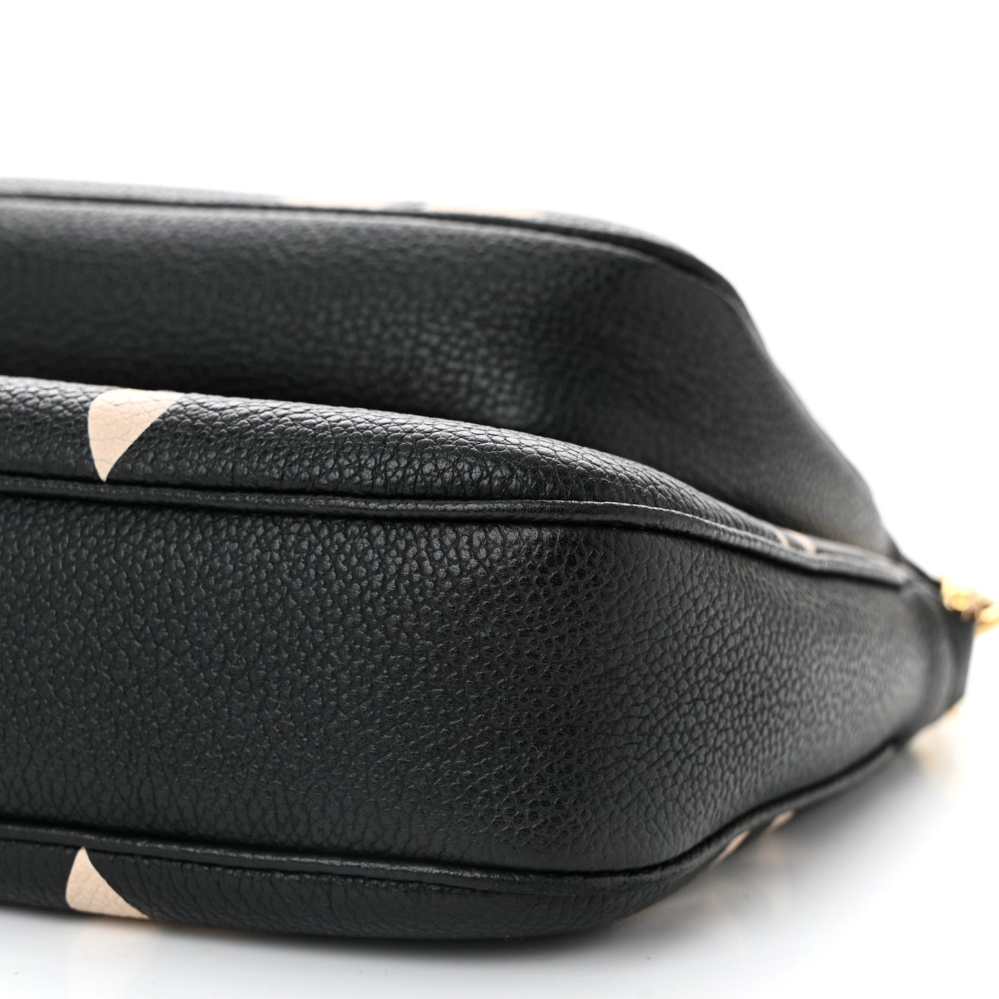 Empreinte Monogram Giant Multi Pochette Accessories Black Beige