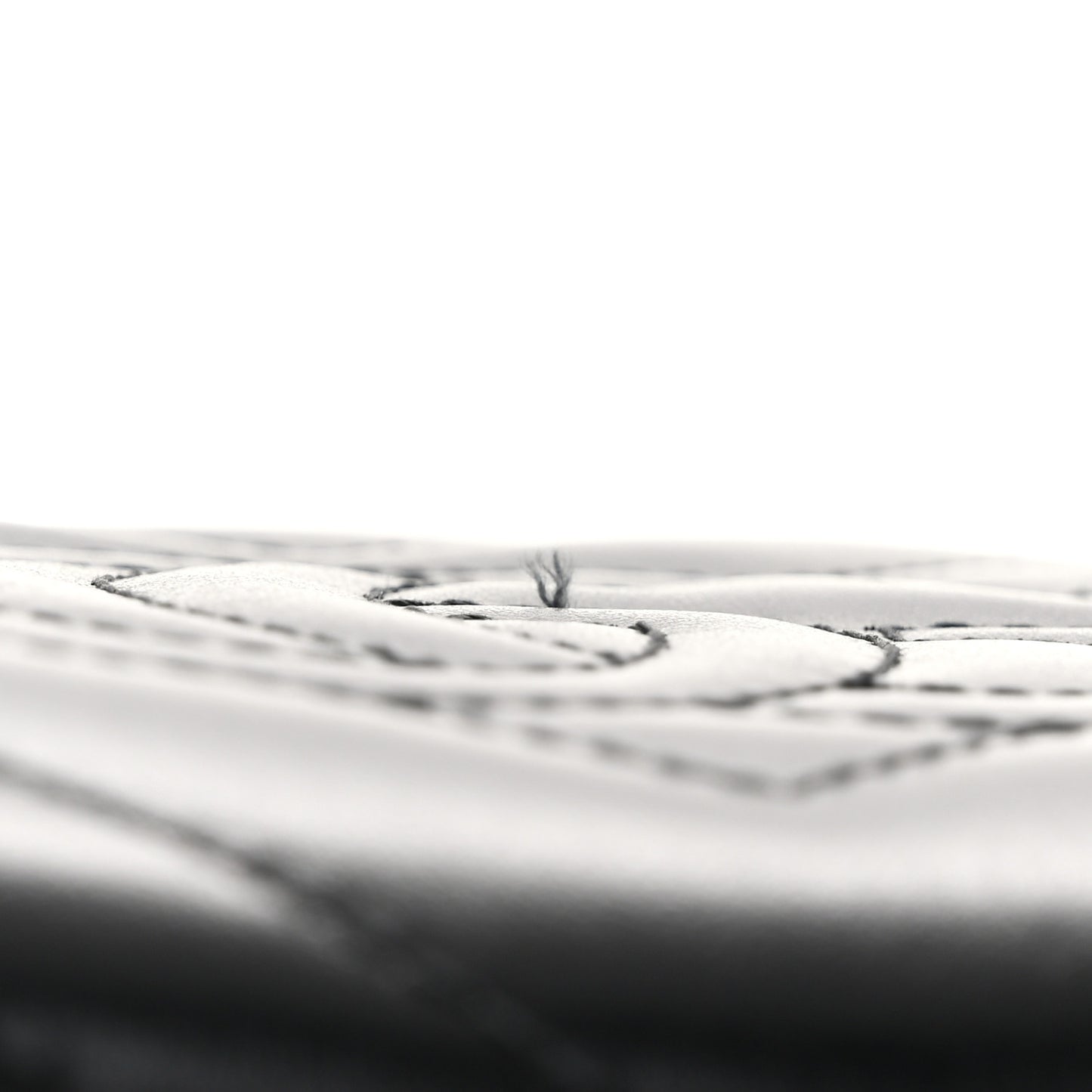 Calfskin Matelasse GG Marmont Chain Wallet Black