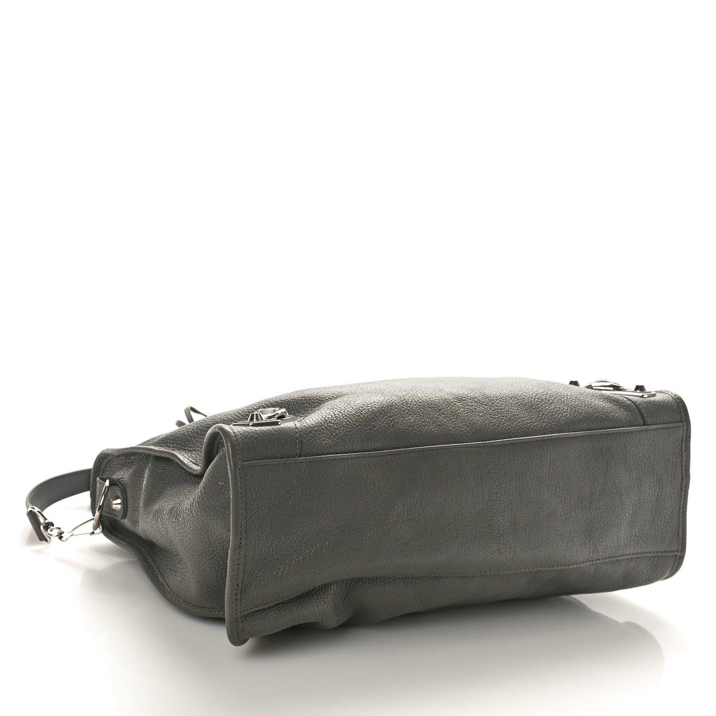 Chevre Silver Metallic Edge Hardware City Gris Acier
