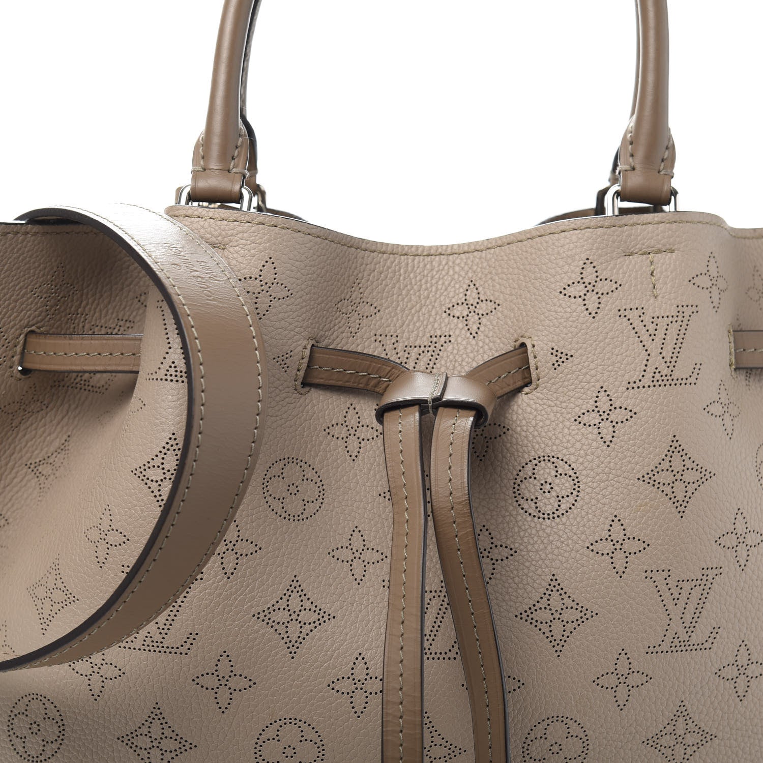 Louis Vuitton Mahina Girolata Galet 10 of 12