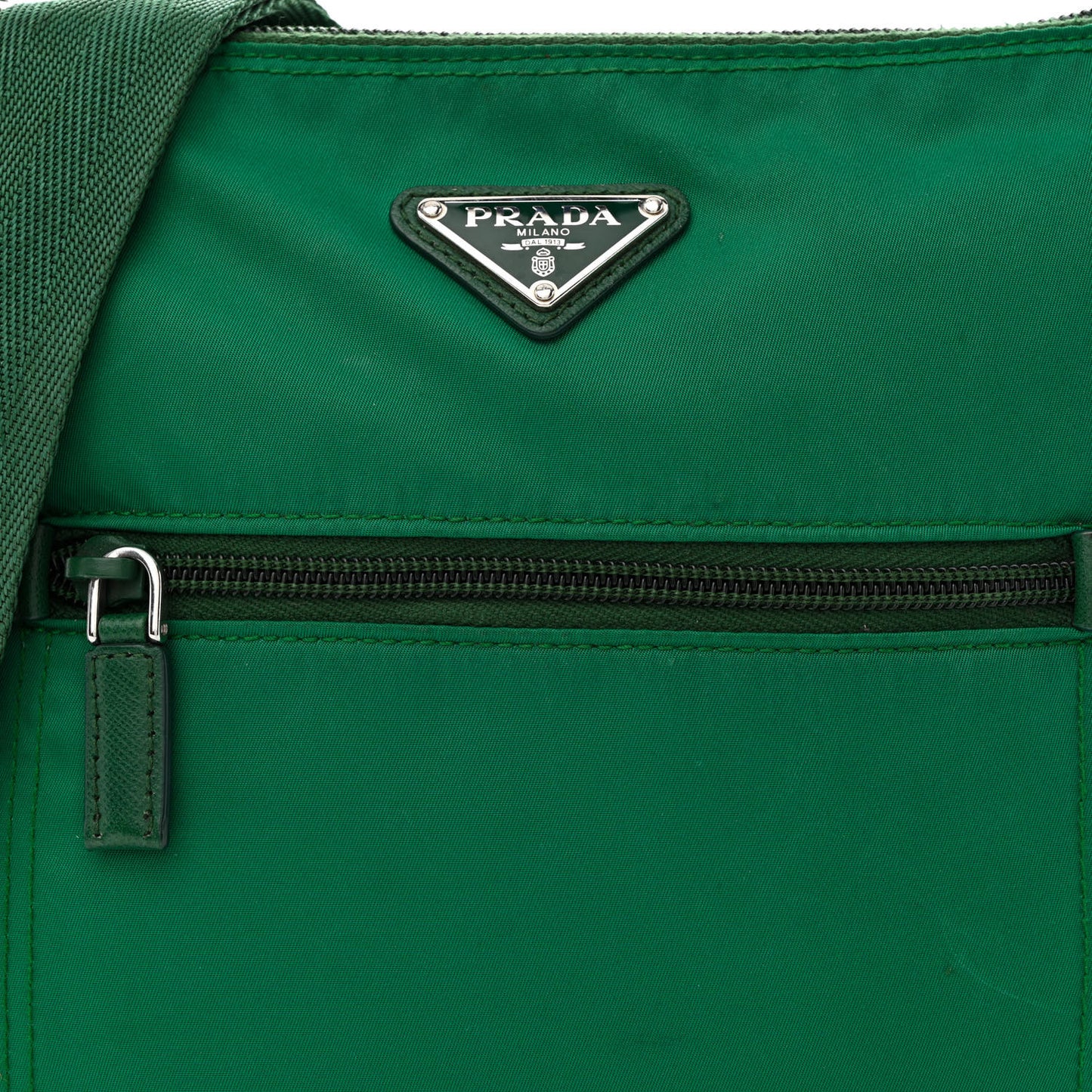 Tessuto Nylon Saffiano Flat Messenger Bag Oleandro