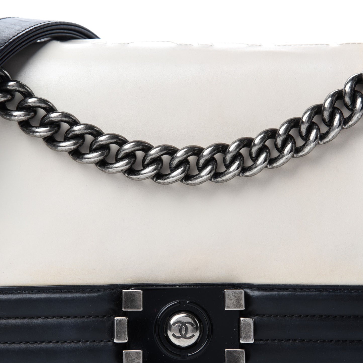 Glazed Calfskin Medium Boy Flap White Black