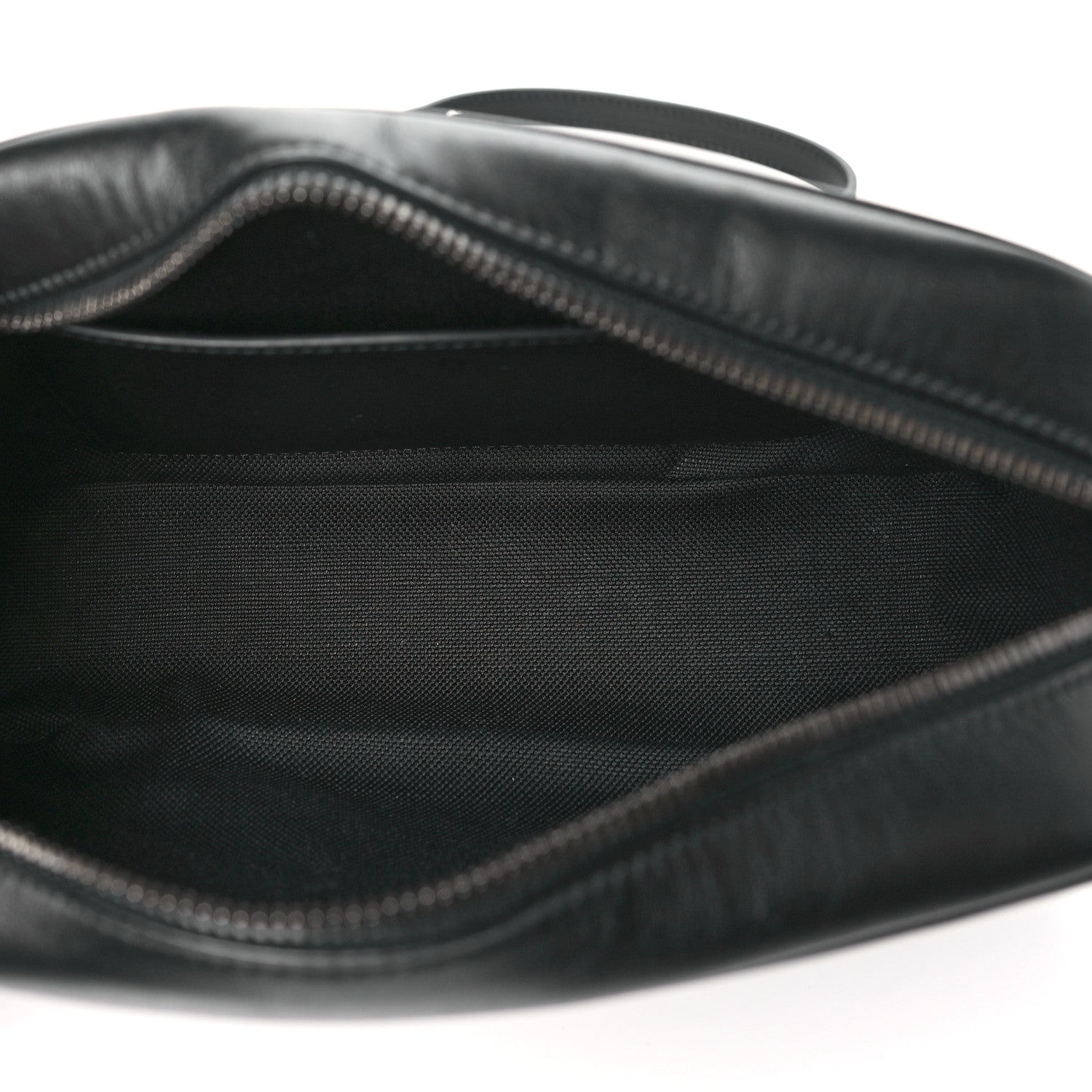 Gucci Calfskin Matelasse Monochrome Small GG Marmont Chain Shoulder Bag Black 5 of 10