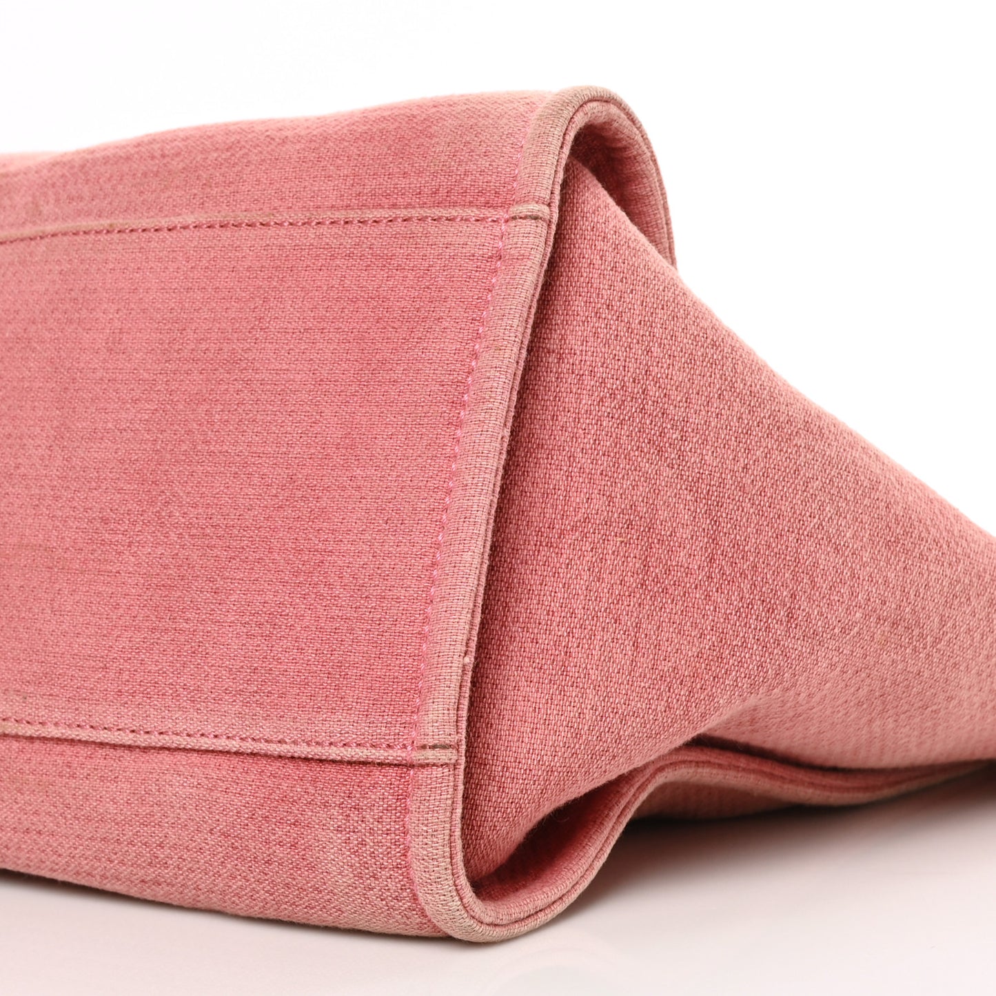 Canvas Medium Deauville Tote Red