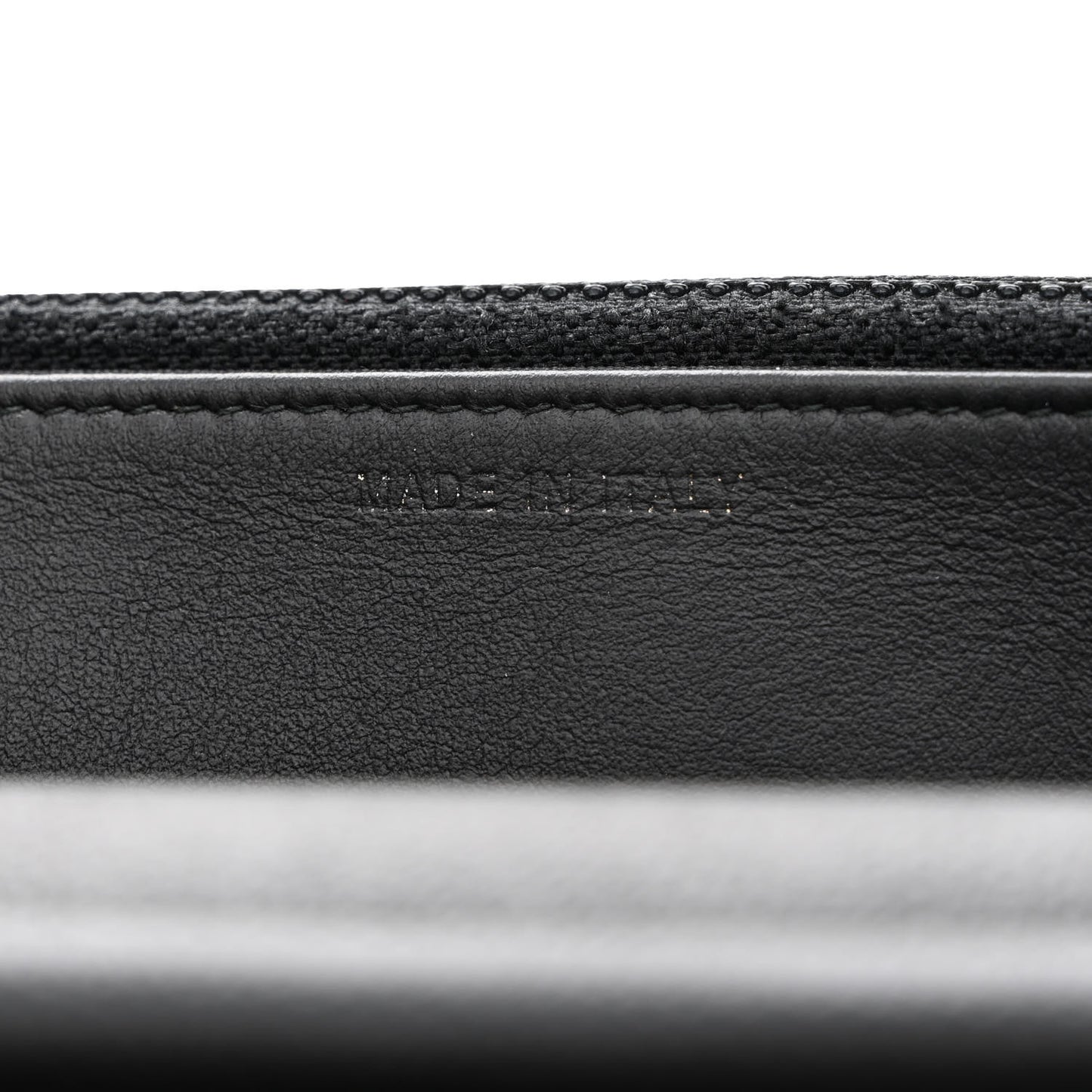Caviar Quilted Boy Wallet On Chain WOC Black