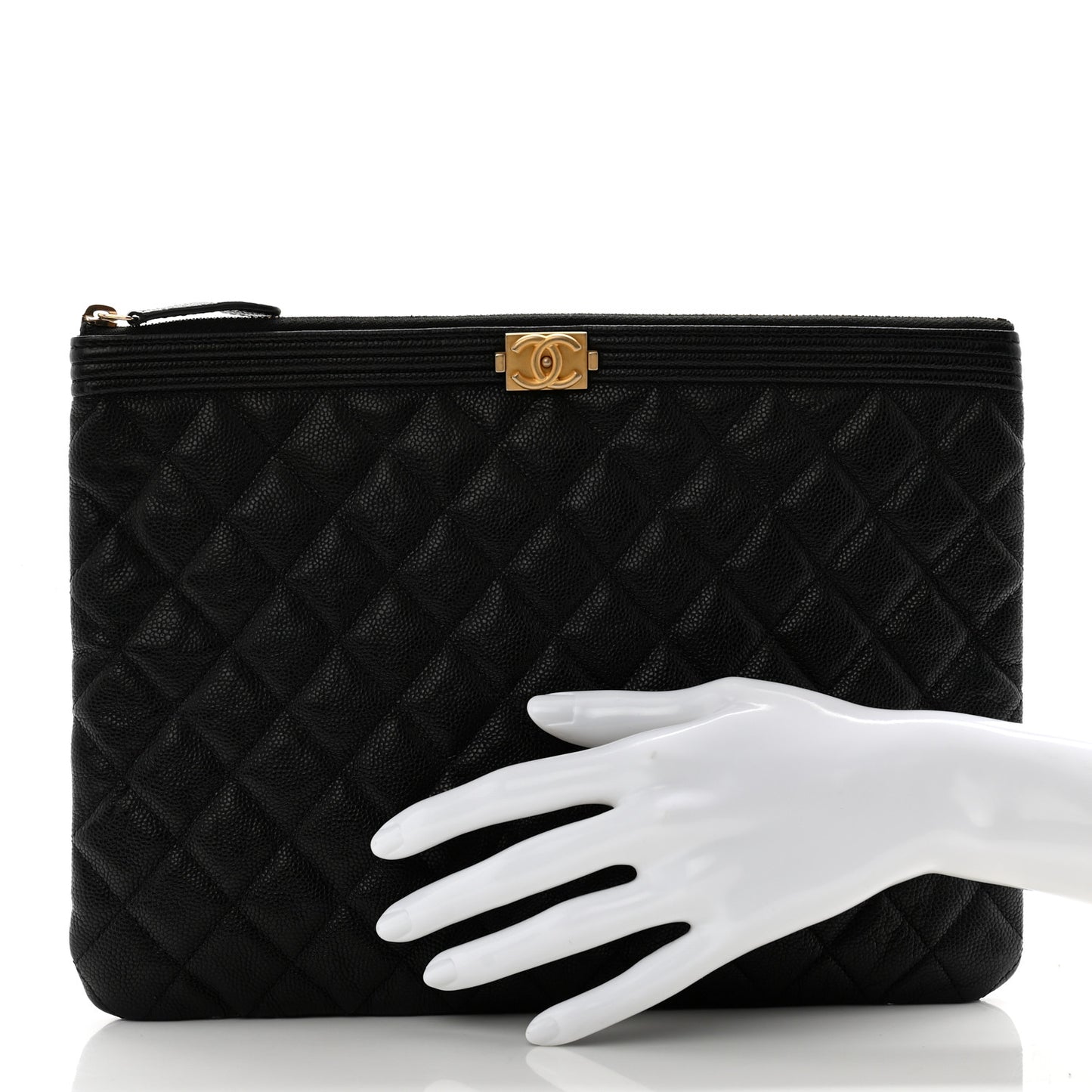 Caviar Quilted Medium Boy Cosmetic Case Black
