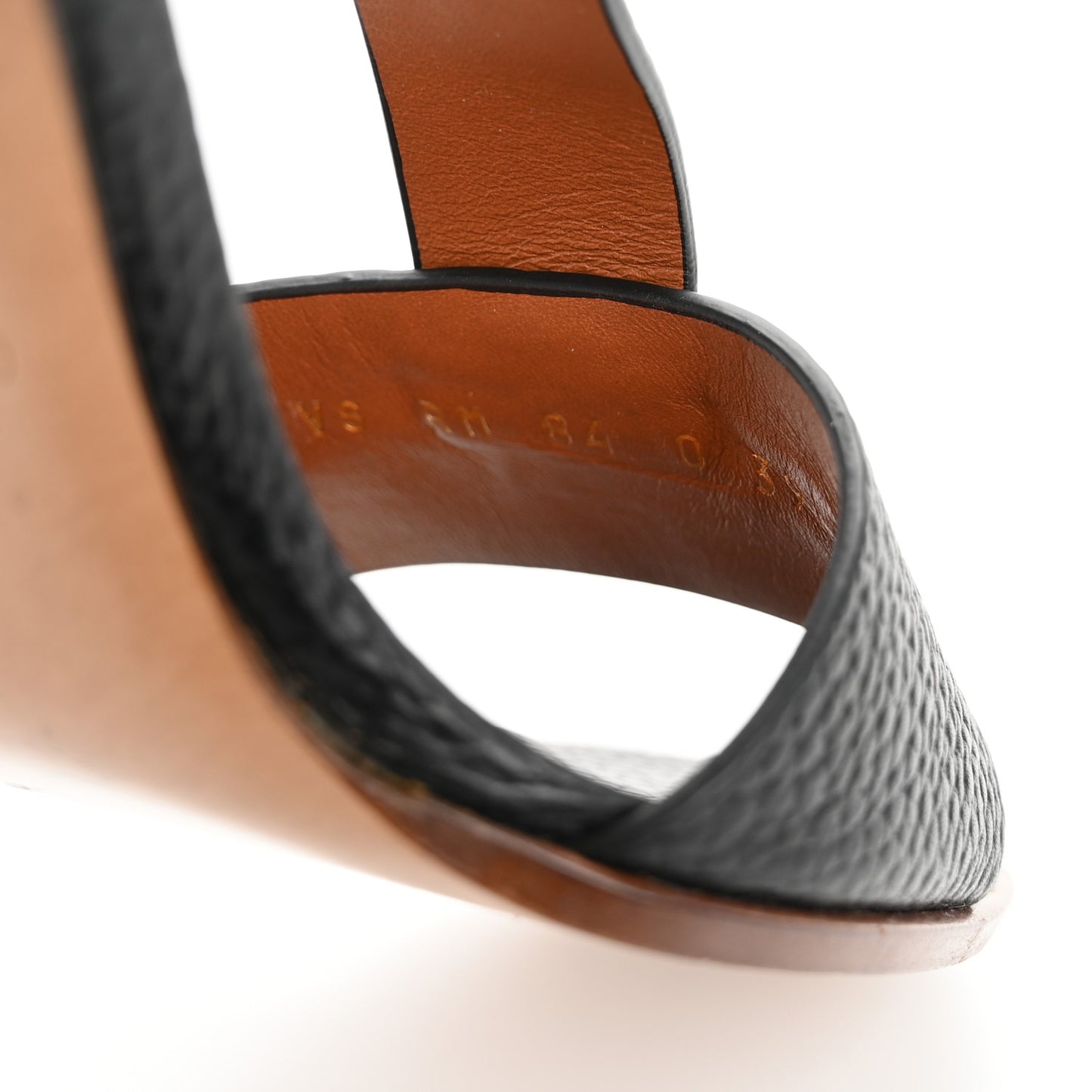 Grained Calfskin Rockstud Ankle Strap 5/105mm Sandals 39 Black