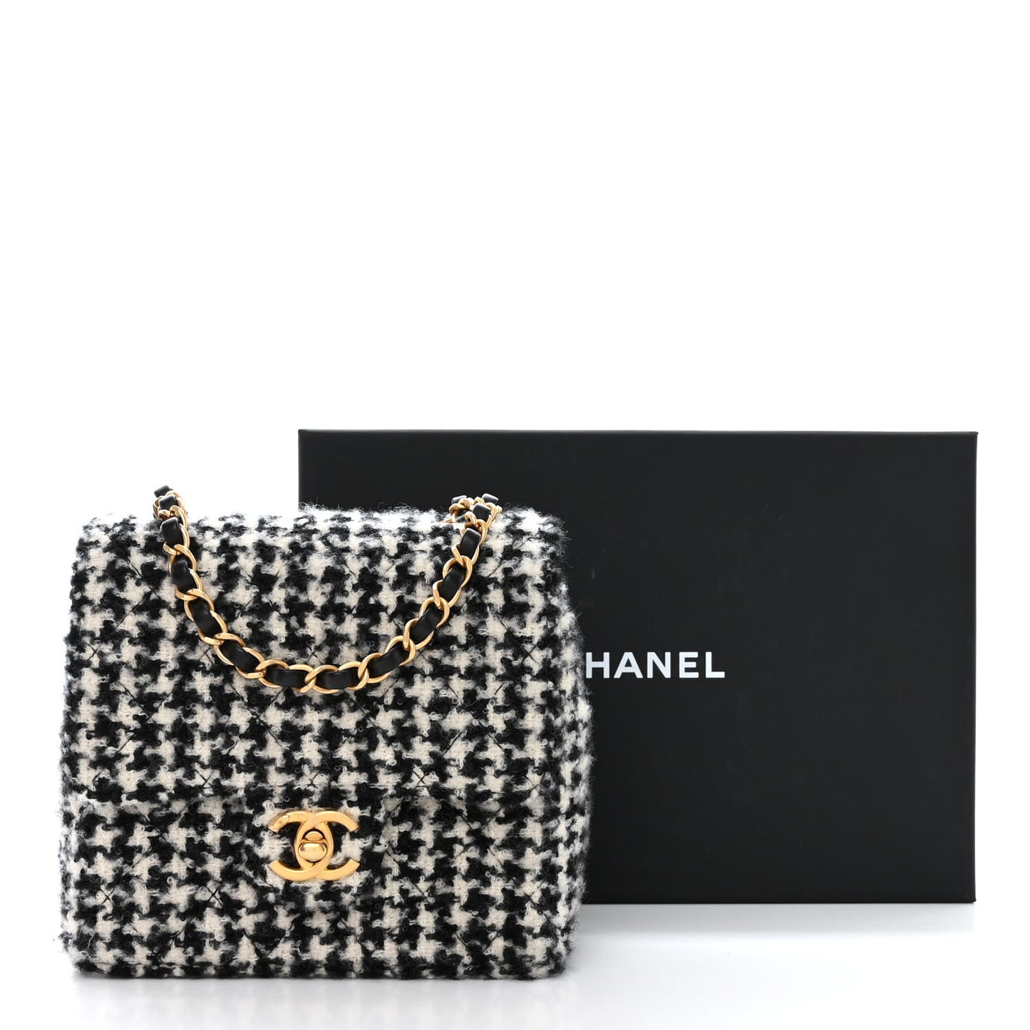Tweed Houndstooth Quilted Mini Square Flap White Black