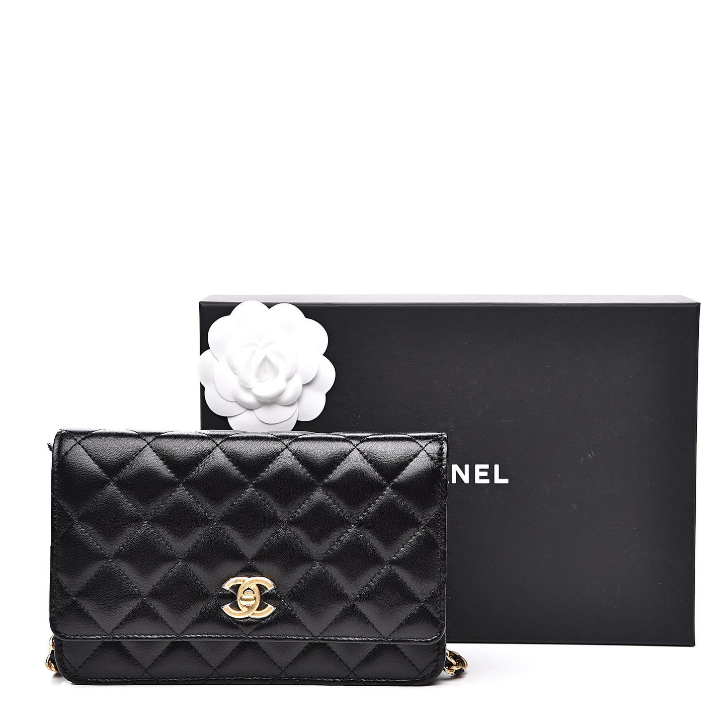 Lambskin Quilted CC Pearl Crush Wallet on Chain WOC Black
