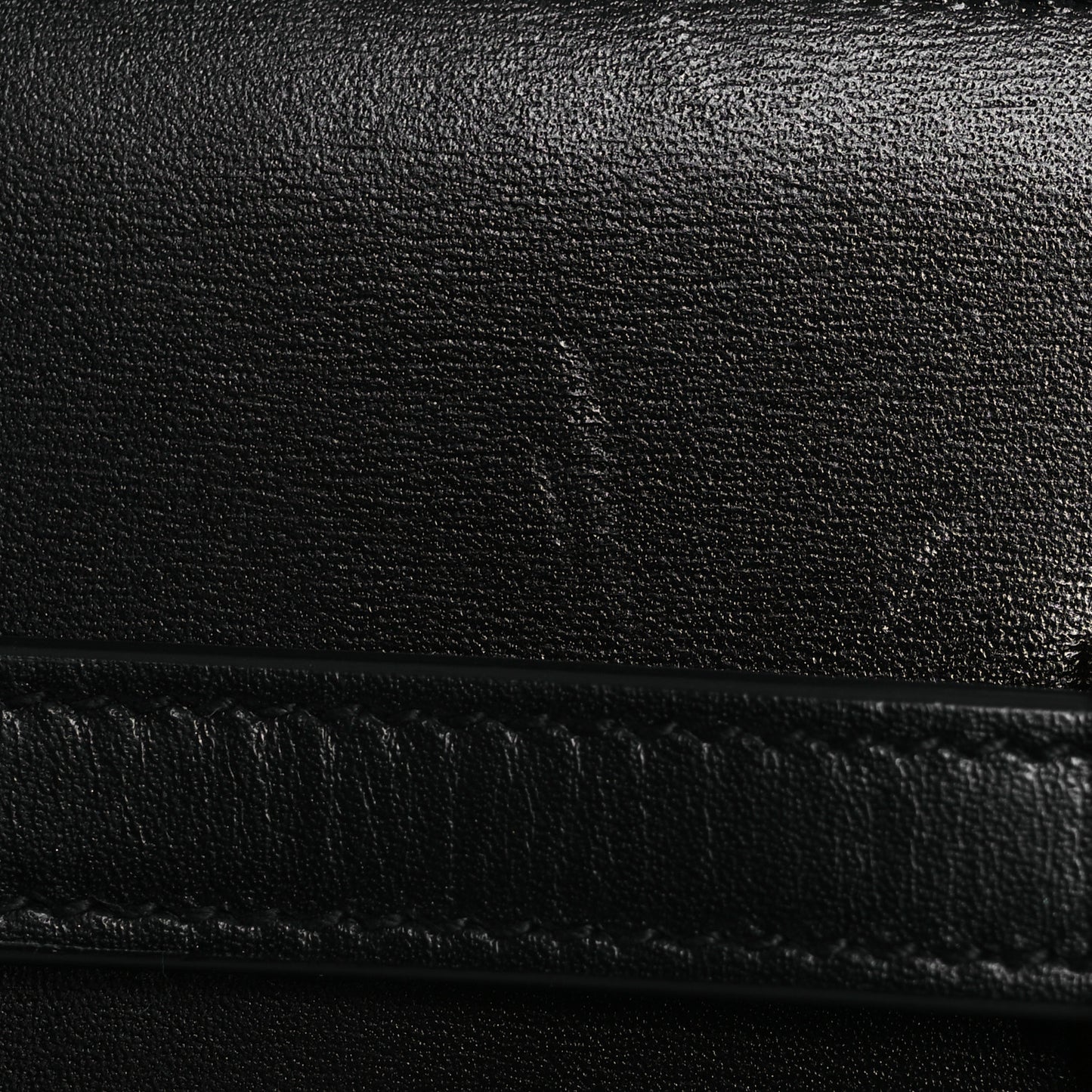 Smooth Calfskin Manhattan Shoulder Bag Black