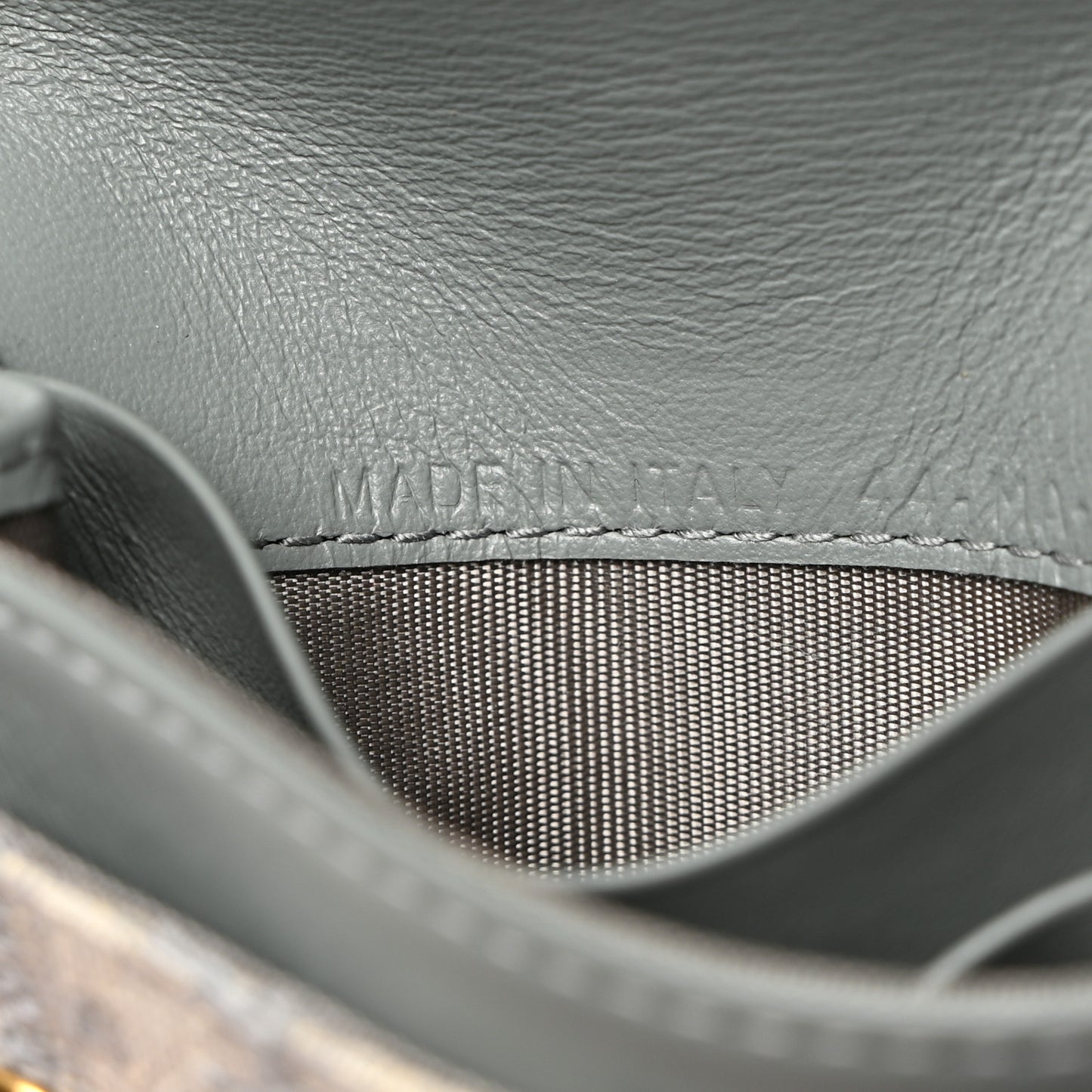 Oblique Saddle Card Holder Gray