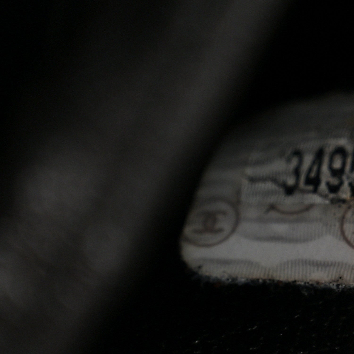 Chanel Caviar Vanity Cosmetic Case Black 7 of 7