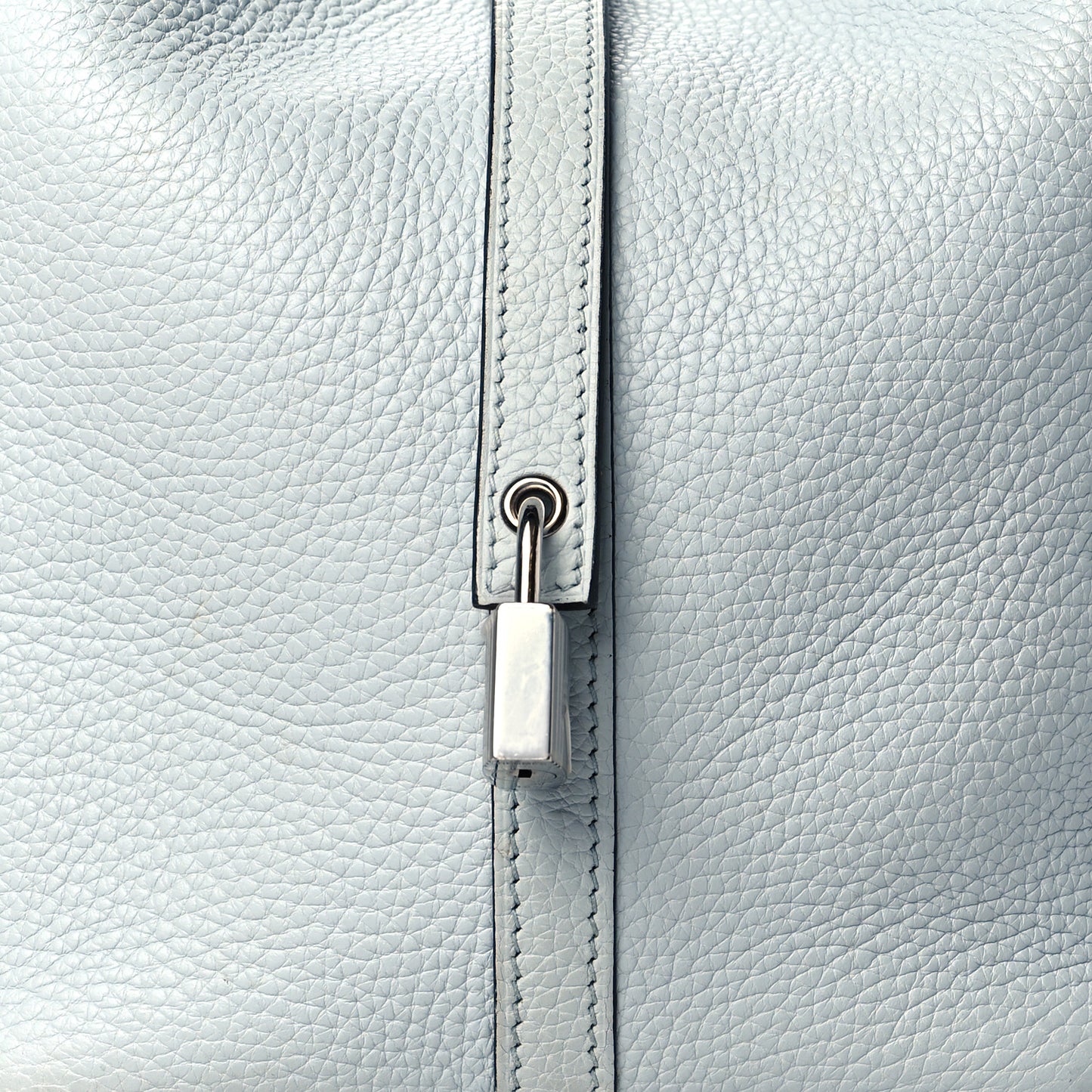 Taurillon Clemence Picotin Lock 22 MM Bleu Pale
