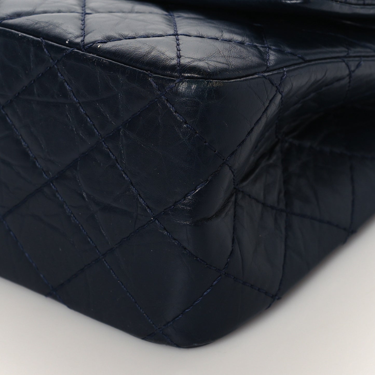 Aged Calfskin Quilted 2.55 Reissue 226 Flap Navy Blue